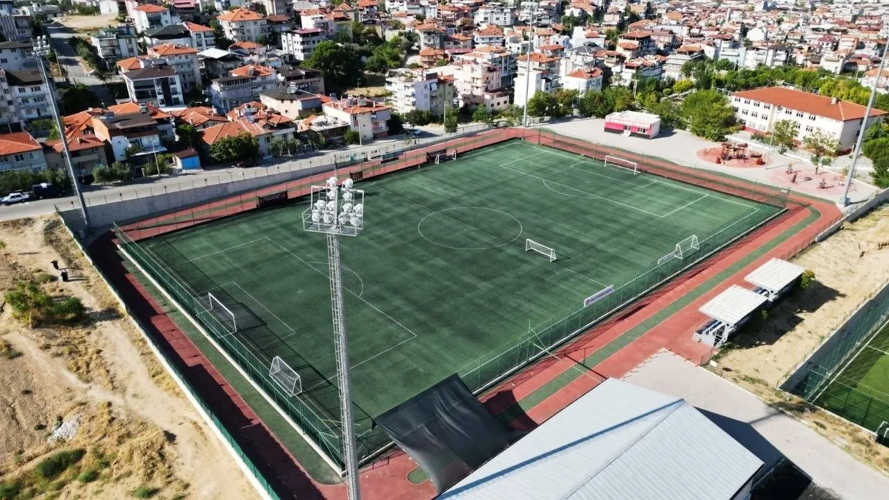 Denizli’de amatör sporun çehresi yenilendi: FIFA onaylı sahalar kapılarını açtı