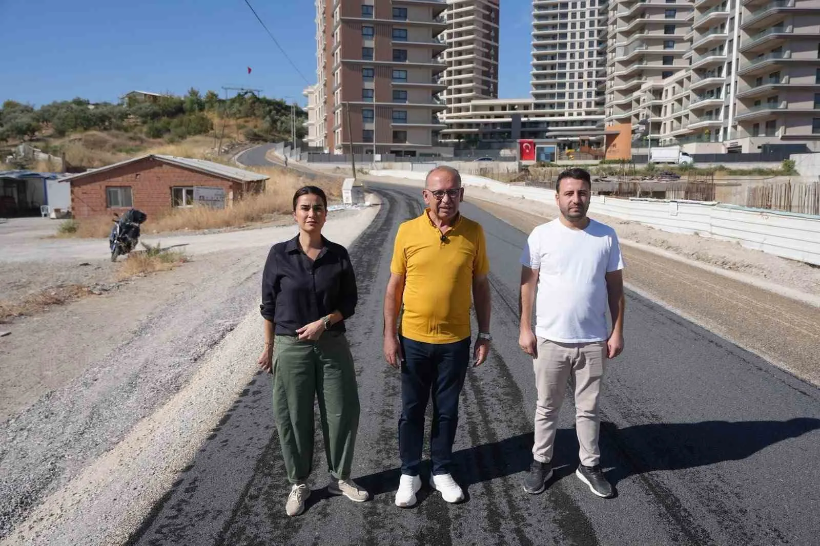 Turgutlu'da asfalt seferberliği: Başkan Akın şantiyeleri denetledi