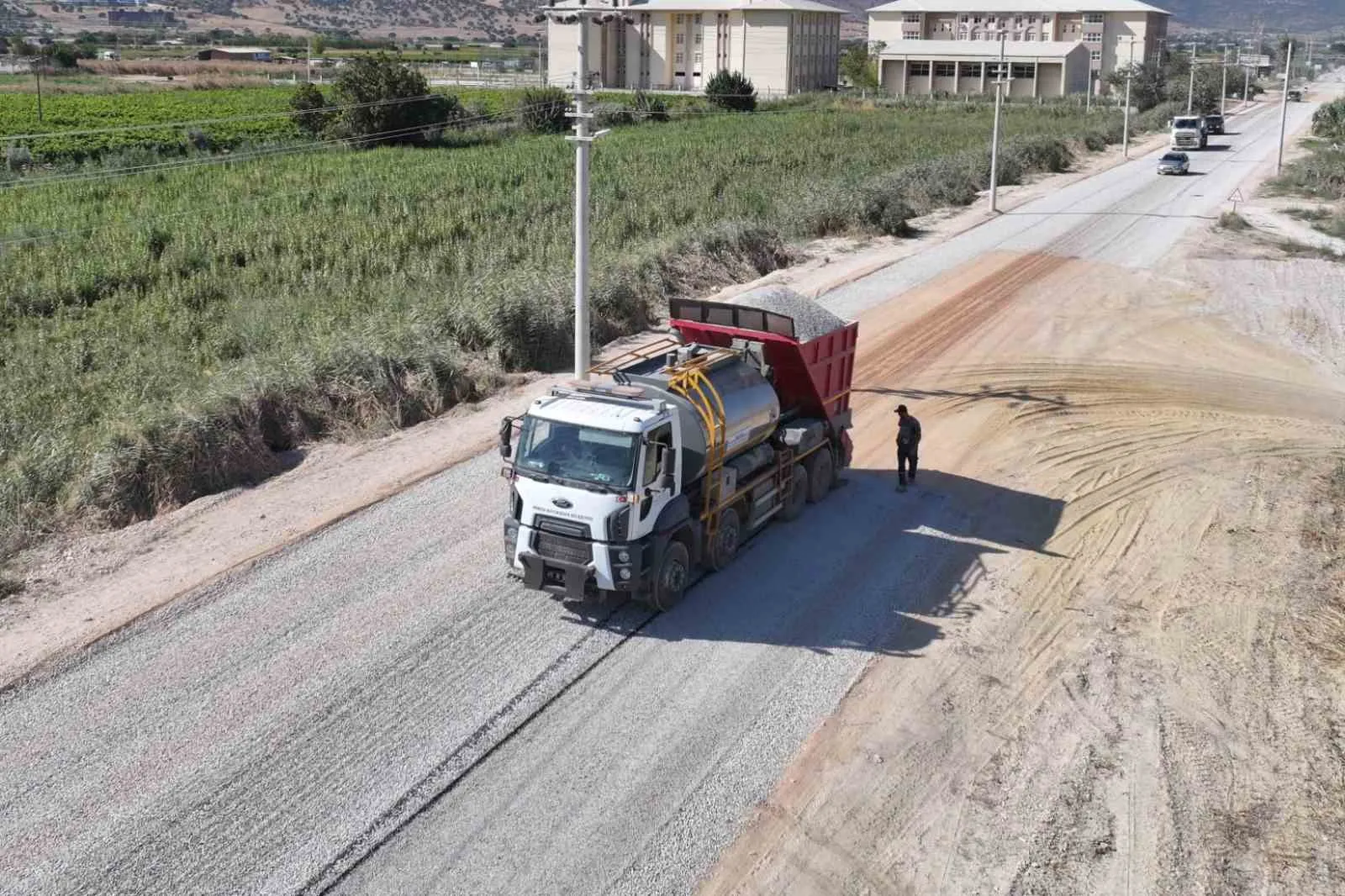 Muradiye’de tozlu yollar tarih oluyor: Ulaşımda konfor dönemi başladı