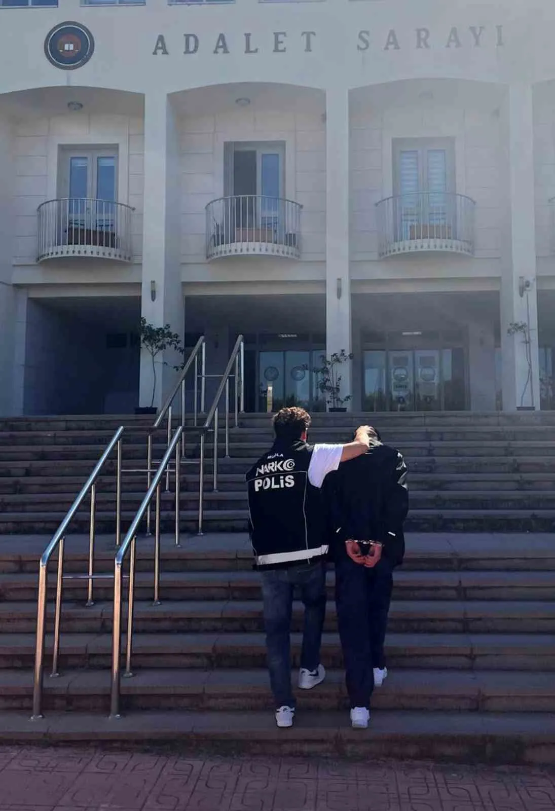 Muğla’da narkotik operasyonu: Zehir tacirlerine geçit yok