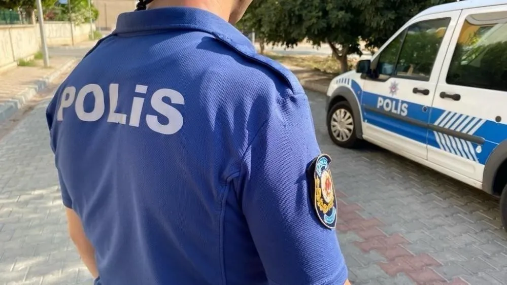 "Evinizdeki altınları korumaya alacağız" dediler: Dolandırıcıların sonu İzmir'de bitti