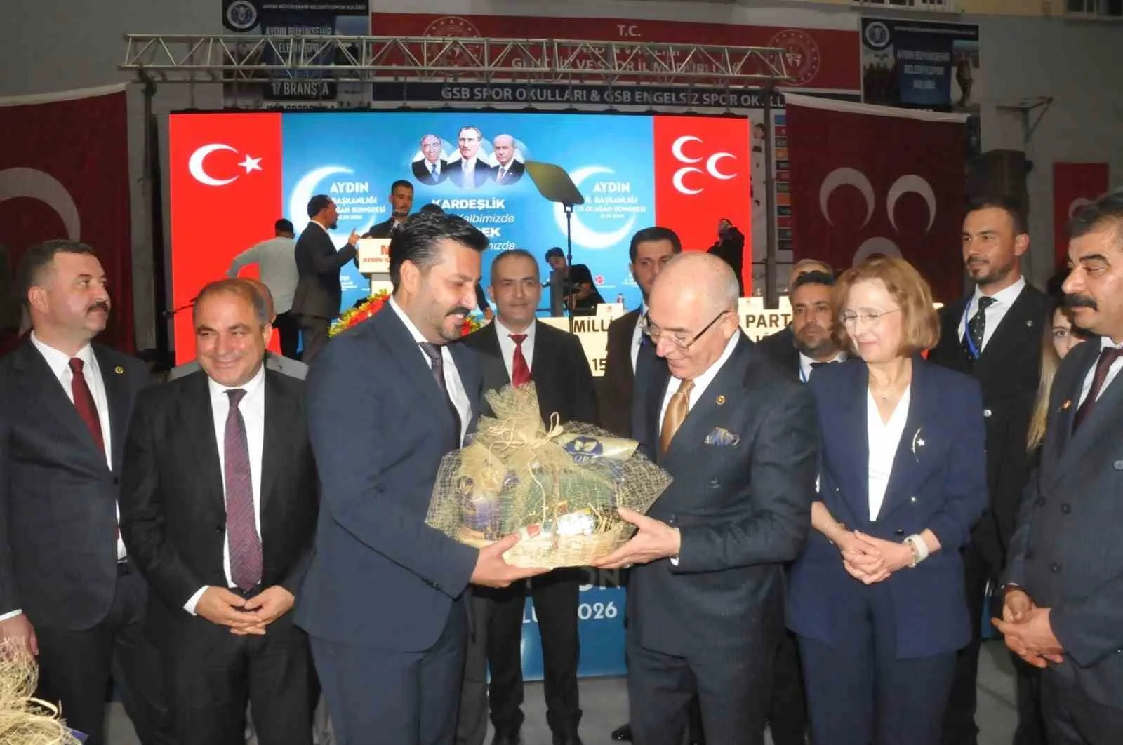 MHP Aydın’da Cihangiroğlu dönemi: Hedefimiz teşkilatı zirveye taşımak