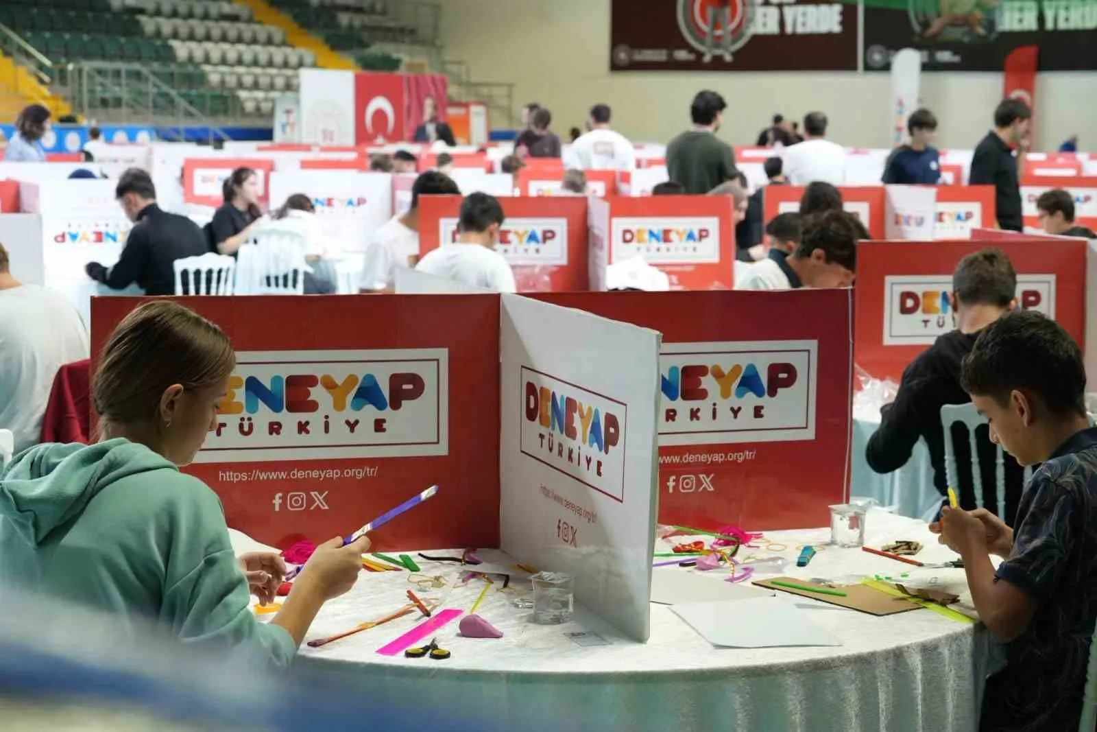 Muğla’da teknoloji tutkusu zirveye çıktı: Genç yetenekler atölye için ter döktü