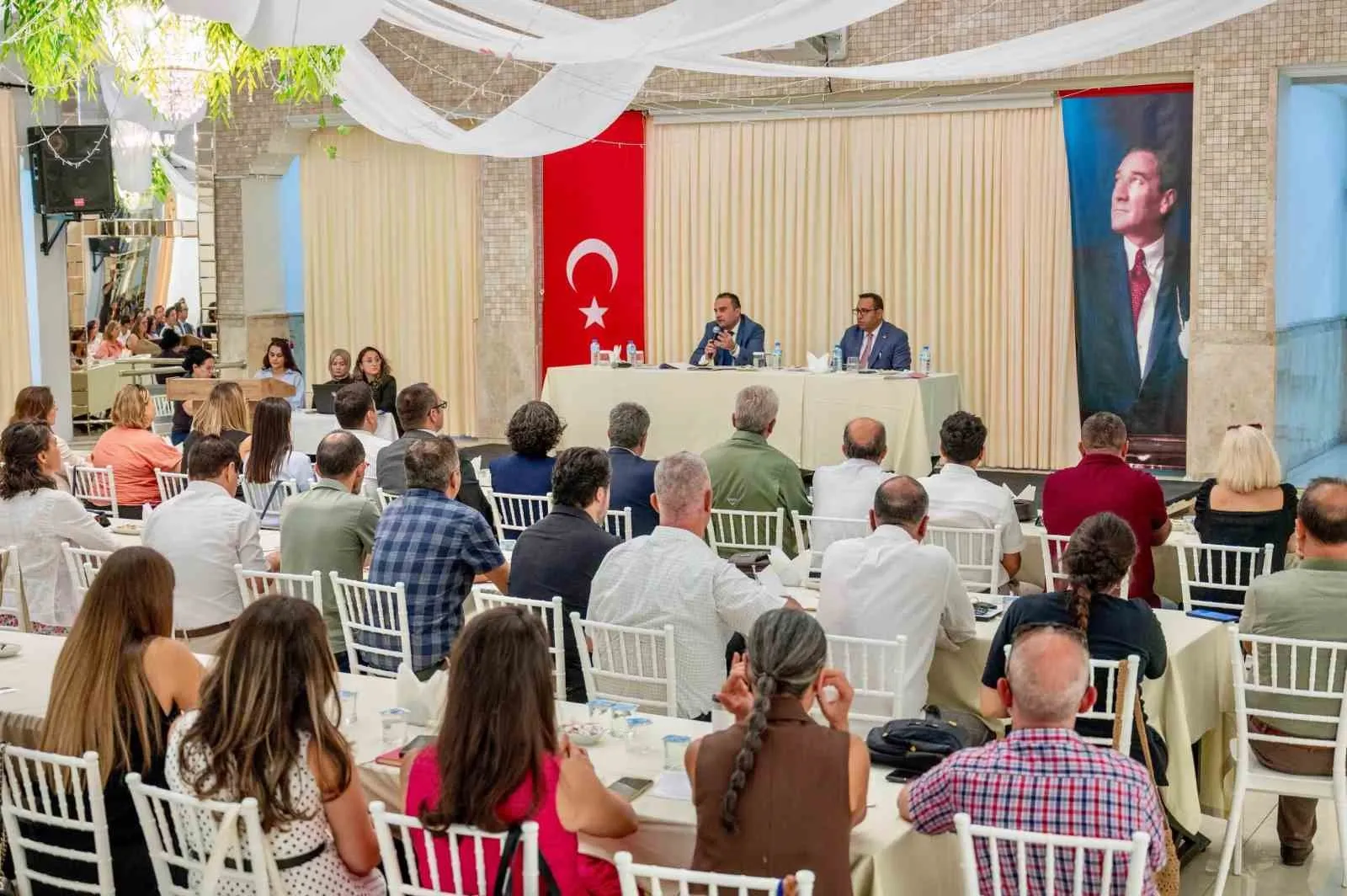 Menteşe’de Eğitim Yönetimi Yeni Dönem İçin Toplandı