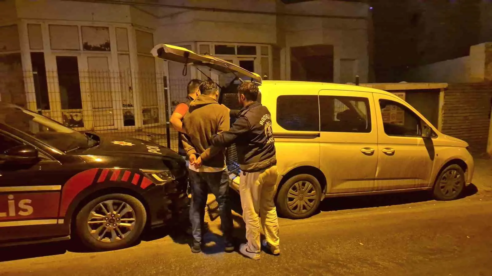 Bodrum'da gece yarısı dehşeti: Tartıştığı arkadaşını katletti, ardından soğukkanlılıkla ihbar etti