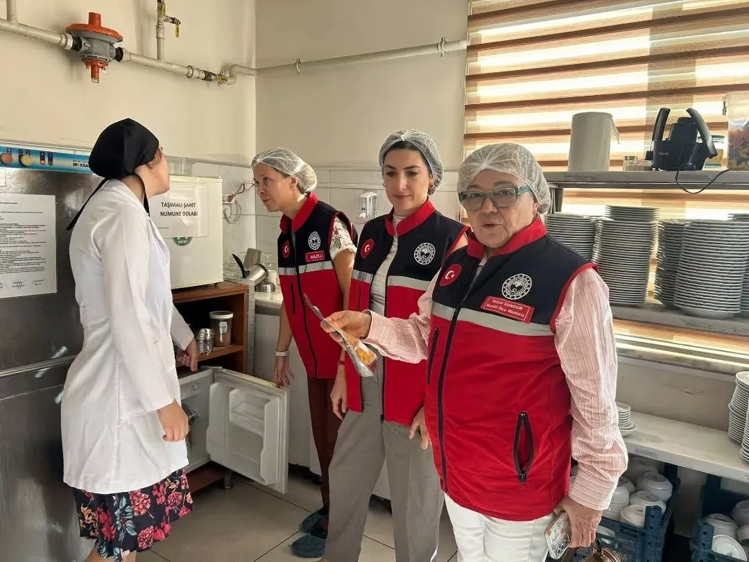 Nazilli’de tabakların güvenliği uzmanlara emanet: Mutfaklarda tam kapsamlı tarama