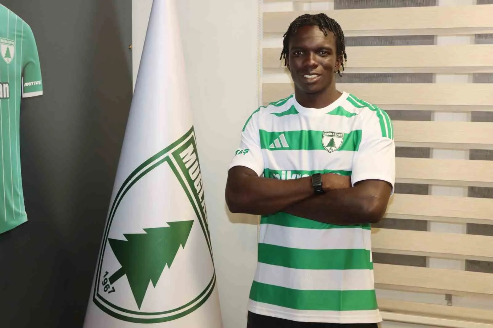 Muğlaspor’dan hücum hattına dünya turu yapmış yetenek: Korede Osundina imzayı attı