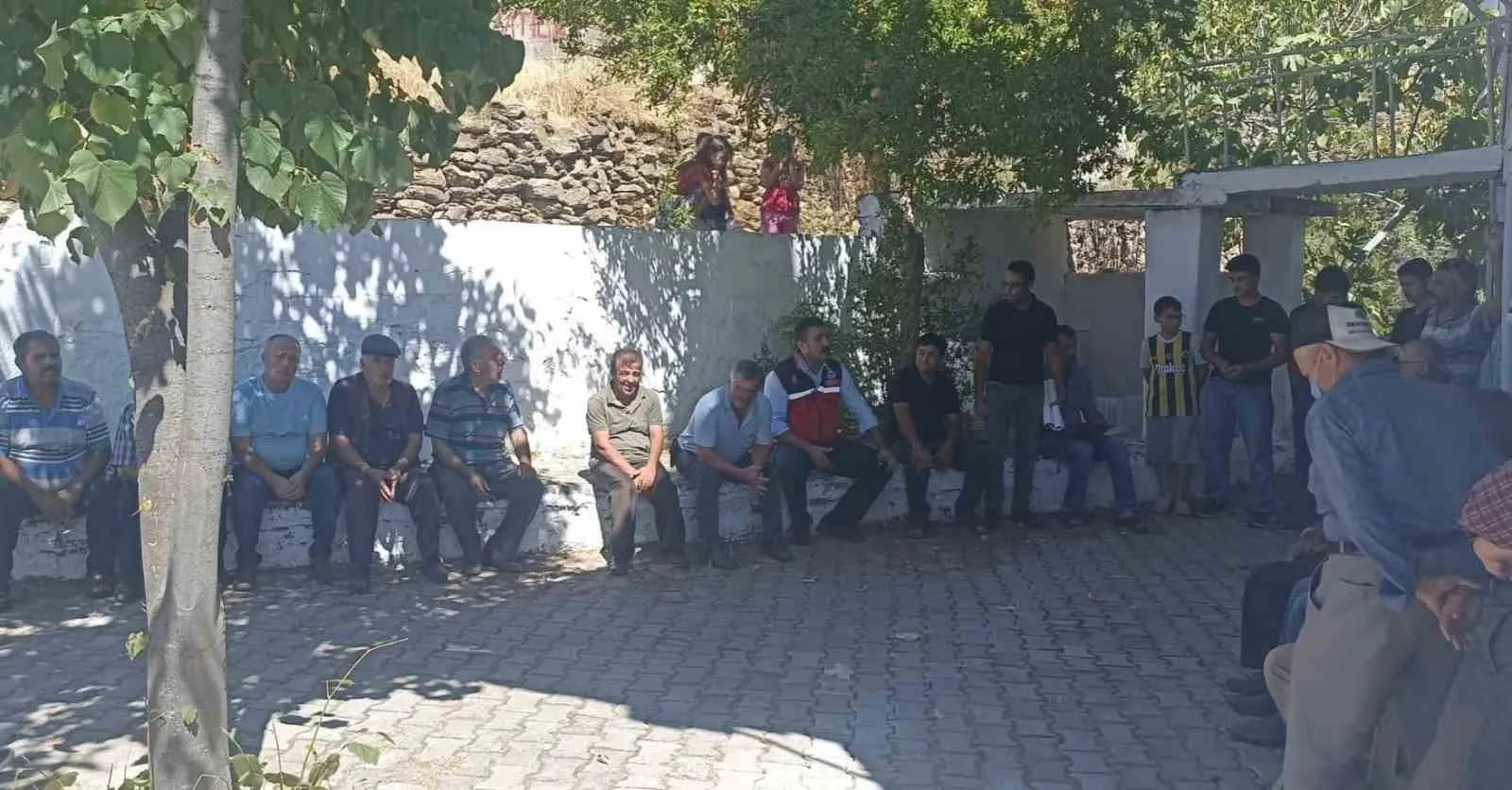 Söke’de tarlanın sorunları yerinde dinlendi: Uzmanlar Bayırdamı’na çıkarma yaptı