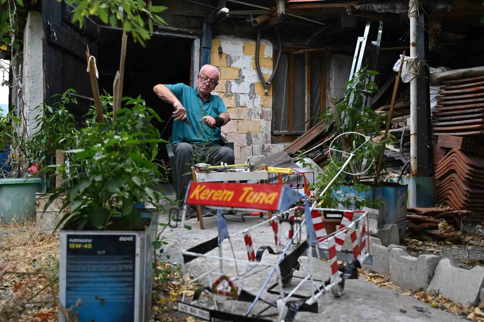 Hurda metalden neşeye dönüşen yolculuk: Ali Rıza Dede’nin nostaljik atölyesi