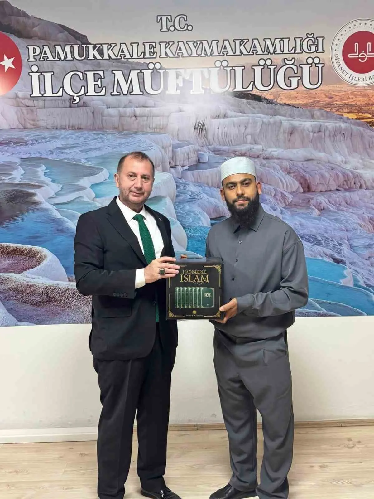Hierapolis’in kadim taşları arasında manevi yankı: Celal Karatüre’den gönüllere dokunan ezgiler