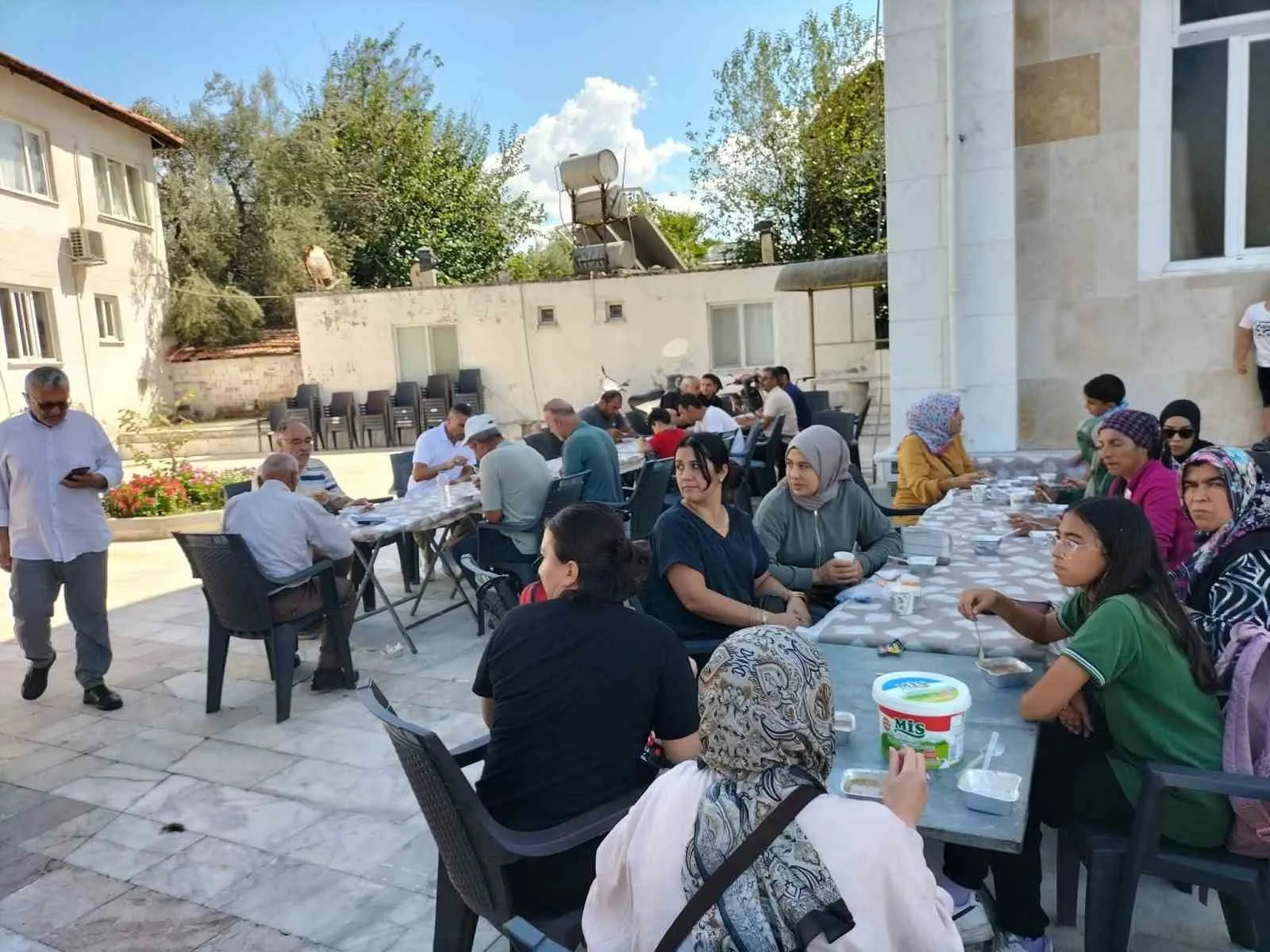 Toparlar’da 26 yıllık gelenek: Kazanlar dostluk için kaynadı