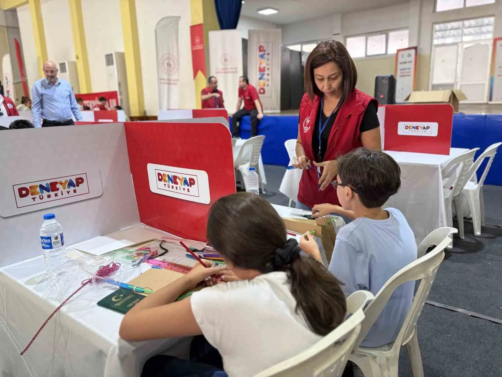 Aydın’da teknoloji rüzgarı: Genç yetenekler atölye eğitimi için ter döktü
