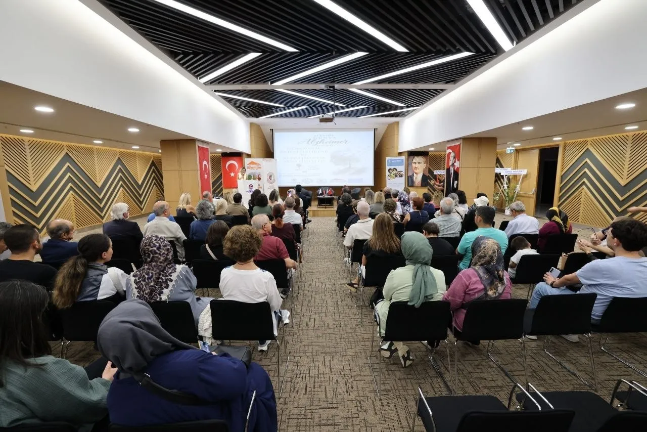 Denizli'de Alzheimer ile mücadele için ortak akıl buluşması