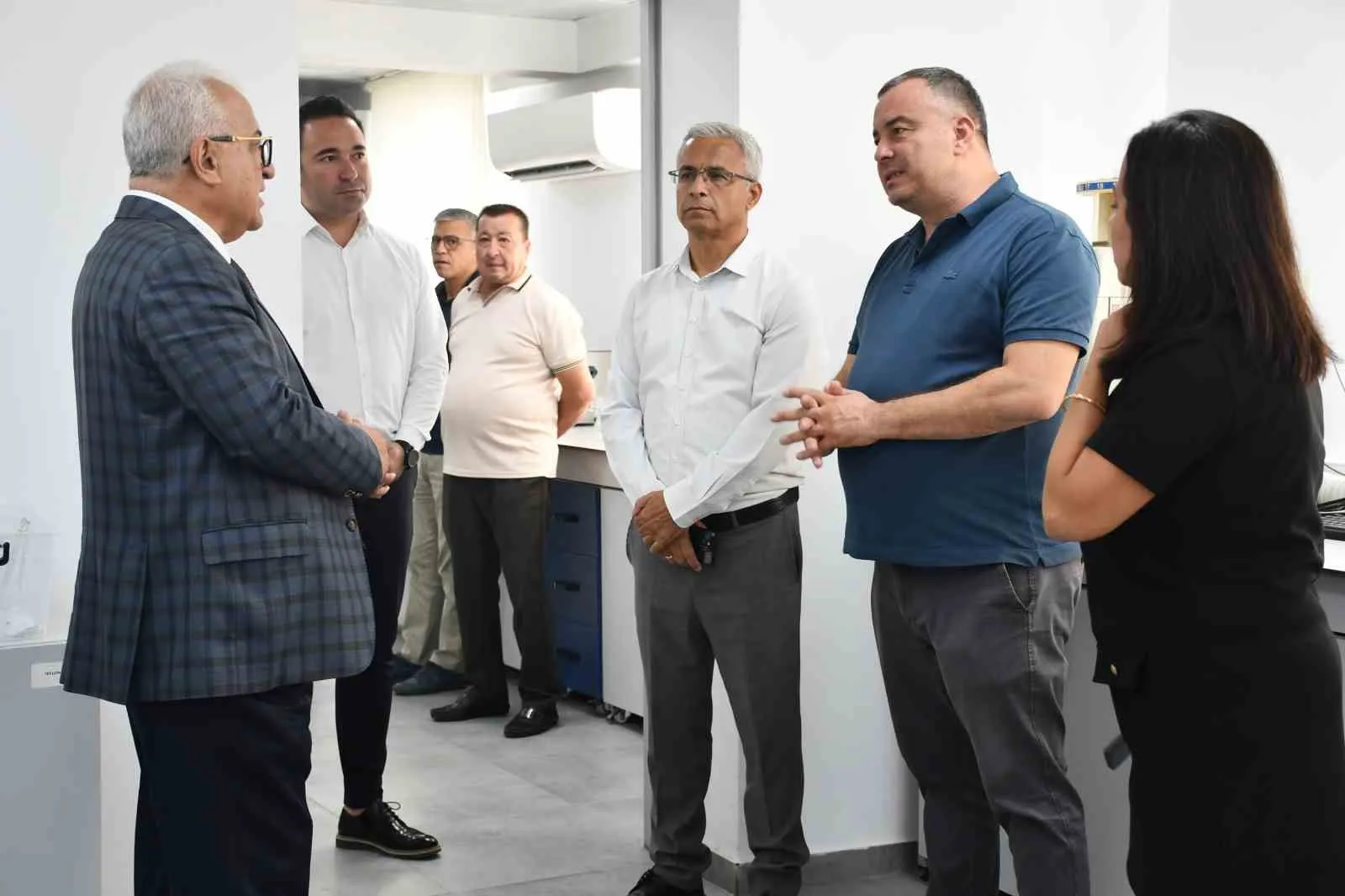 Tarımın geleceği laboratuvarda şekilleniyor: Başmüfettiş Şahin’den Aydın’a ziyaret