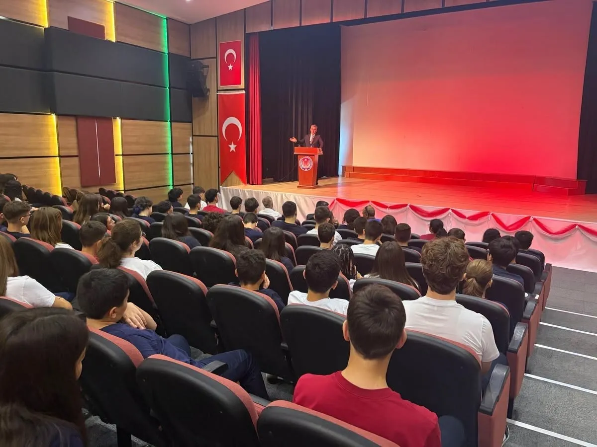 Söke’nin eğitim yolculuğunda yeni sayfa: Fen Lisesi’nde ilk ders zili heyecanı