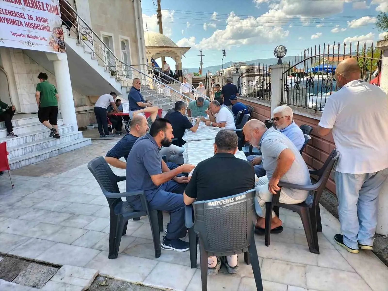 Toparlar’da 26 yıllık gelenek: Kazanlar dostluk için kaynadı