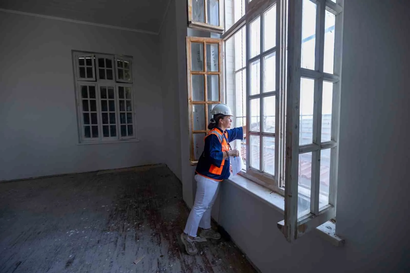 İzmir’in 150 yıllık hafızası sanatın yeni adresi oluyor: Sayaç Atölyesi’nde geri sayım