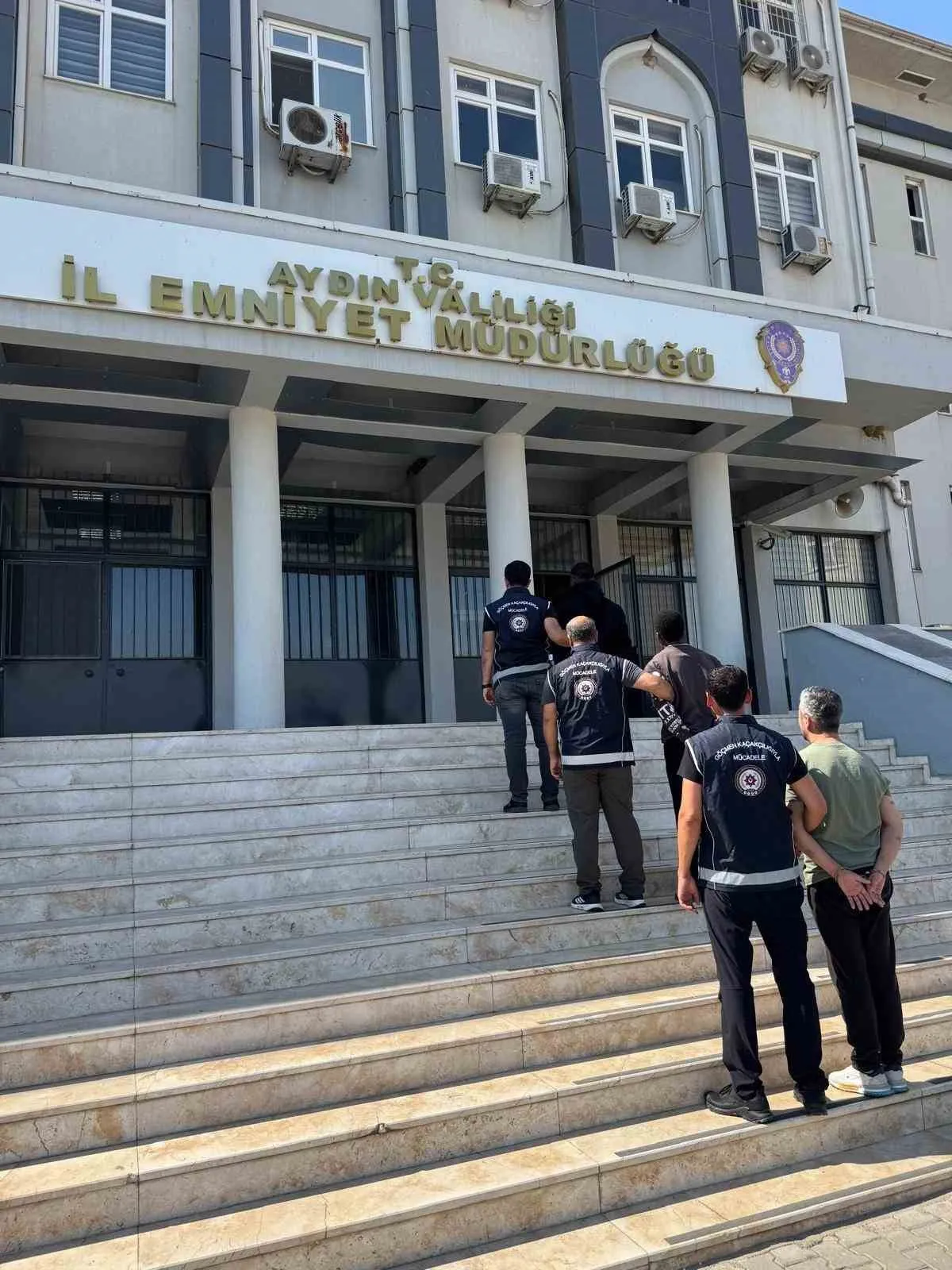 Aydın’da göçmen kaçakçılarına geçit yok: 31 kişi yakalandı, 2 tutuklama