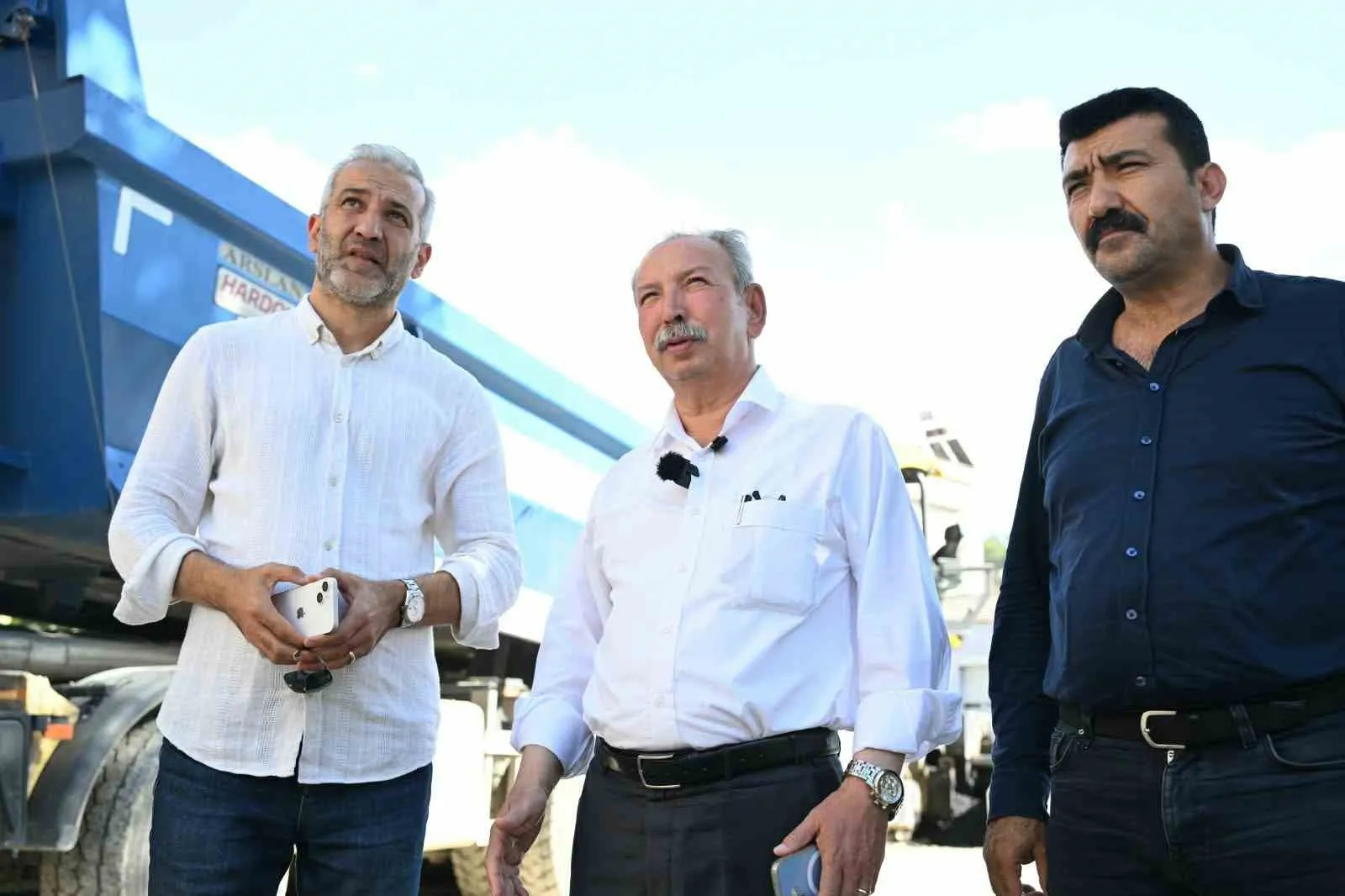 Salihli’de Çiçek Caddesi’ne sıcak asfalt dokunuşu