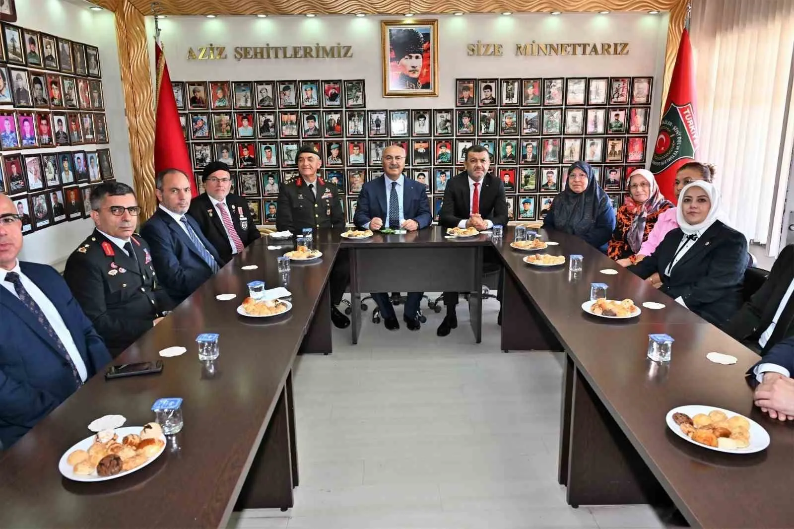 Vali Köşger'den gazilere vefa ziyareti: Onların cesareti bizim güvencemiz