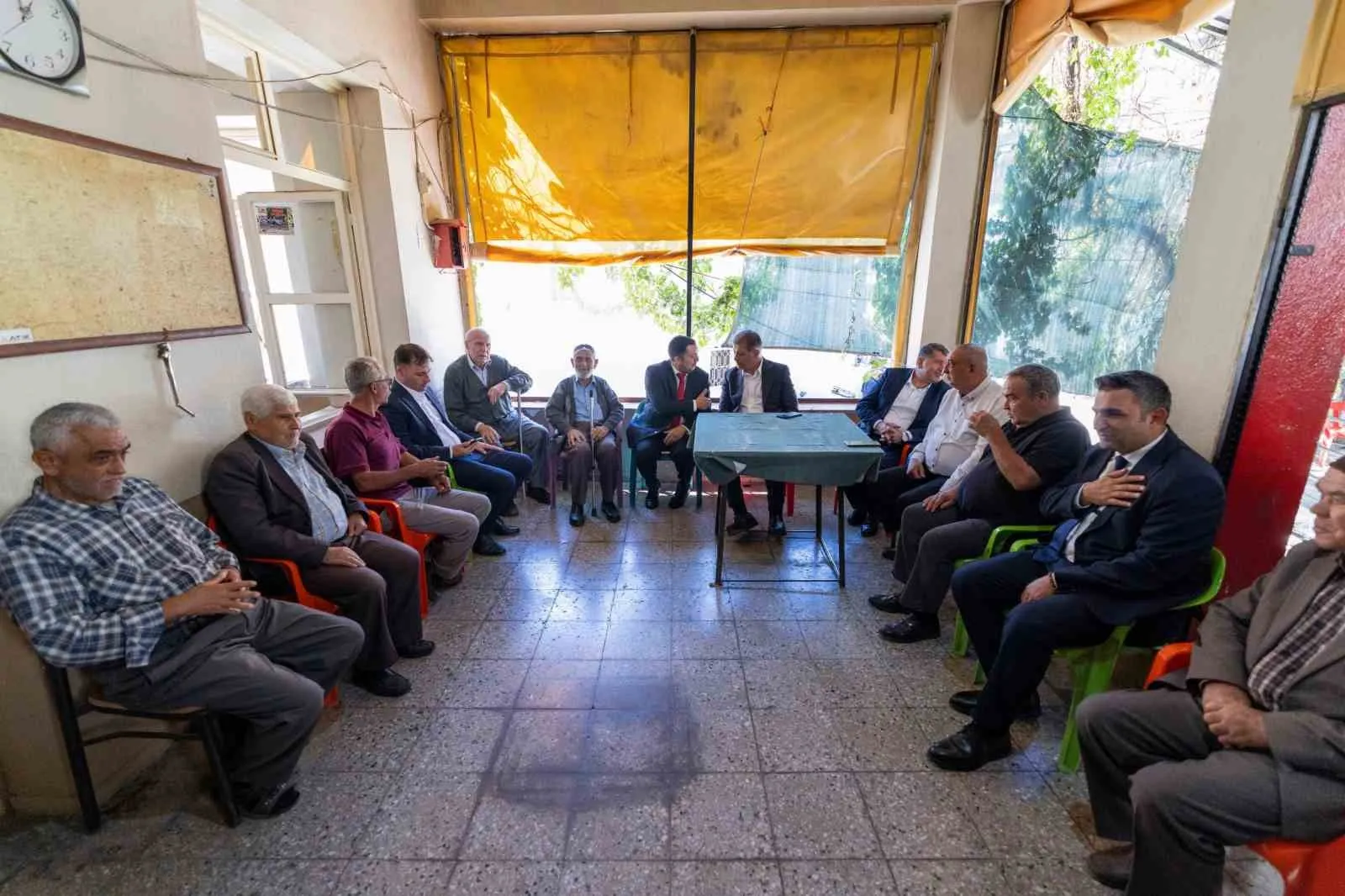 Tugay’dan Bayındır’da yakın temas: Yangın sonrası teşekkür ziyareti
