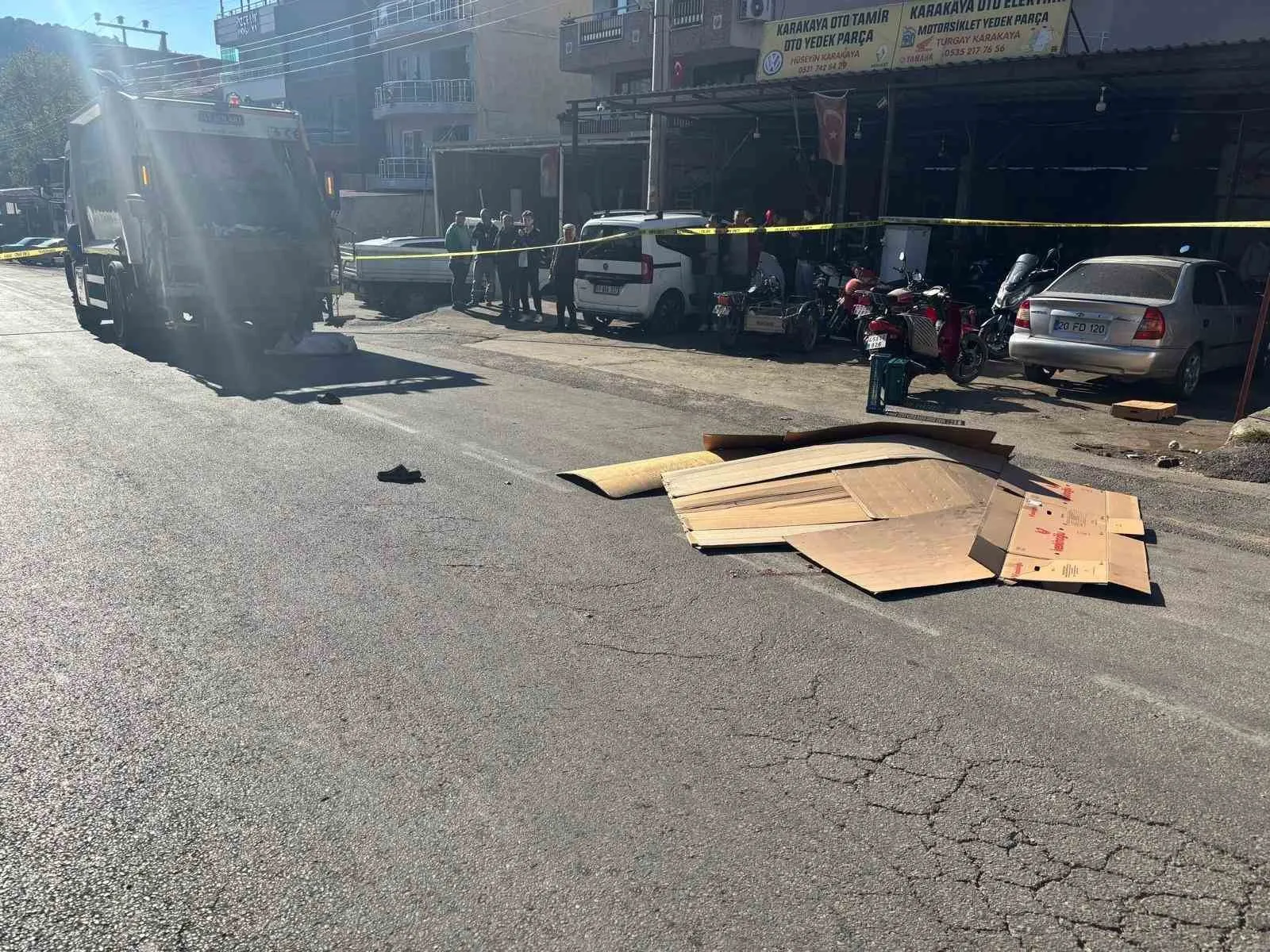 Alaşehir'de görev başındaki genç işçiden acı haber: Kamyonun altında kalarak hayatını kaybetti