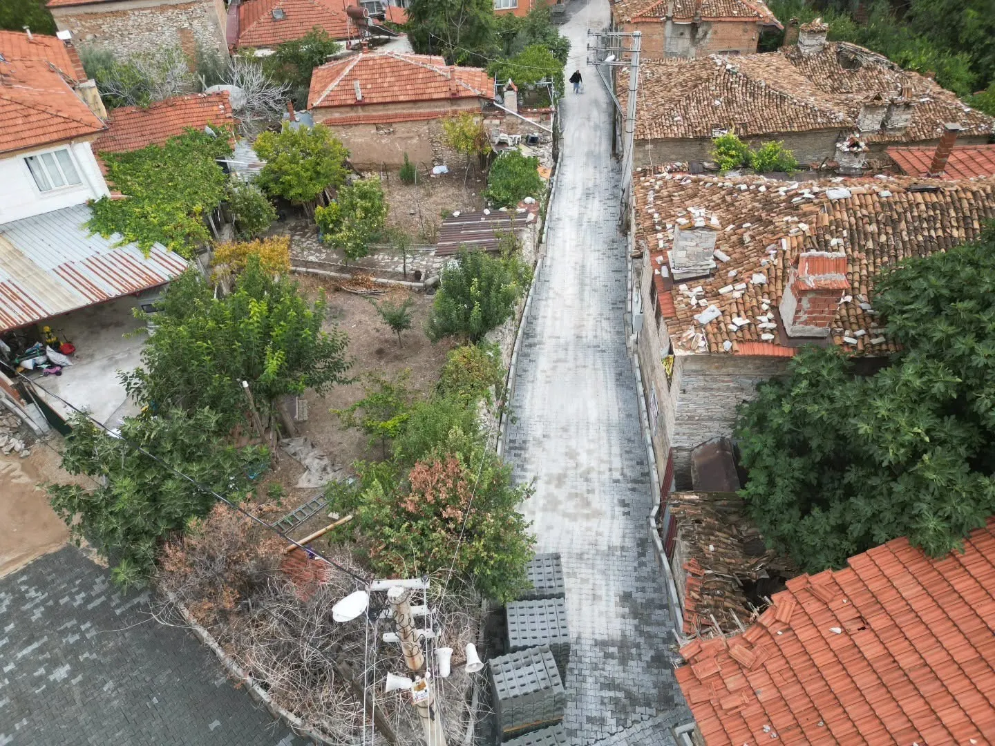 Tavas’ta ulaşım seferberliği: Orta Mahallesi yeni çehresine kavuştu