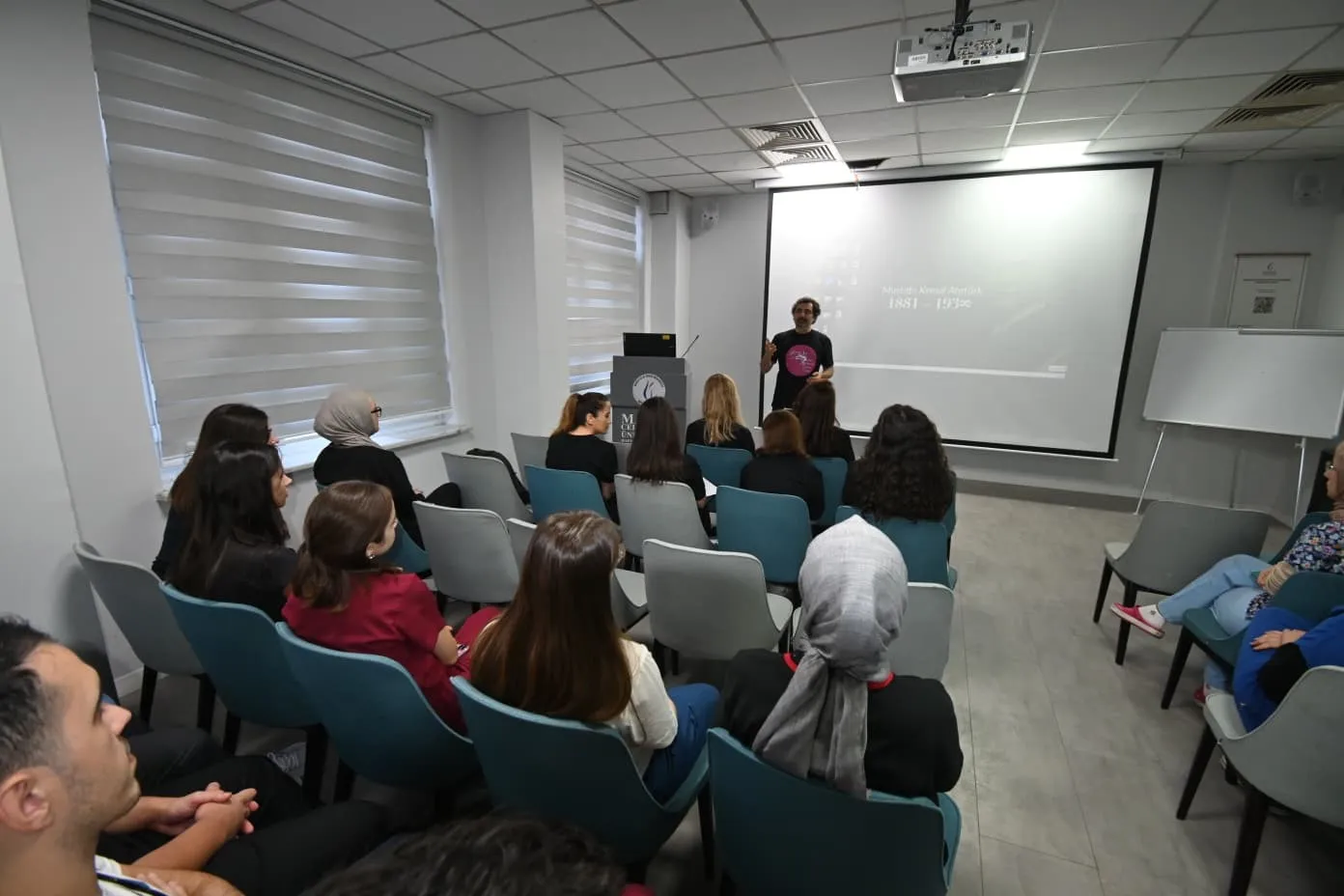 Çocuklarda sepsis ile mücadelede altın saatler: Uzmanlardan kritik eğitim