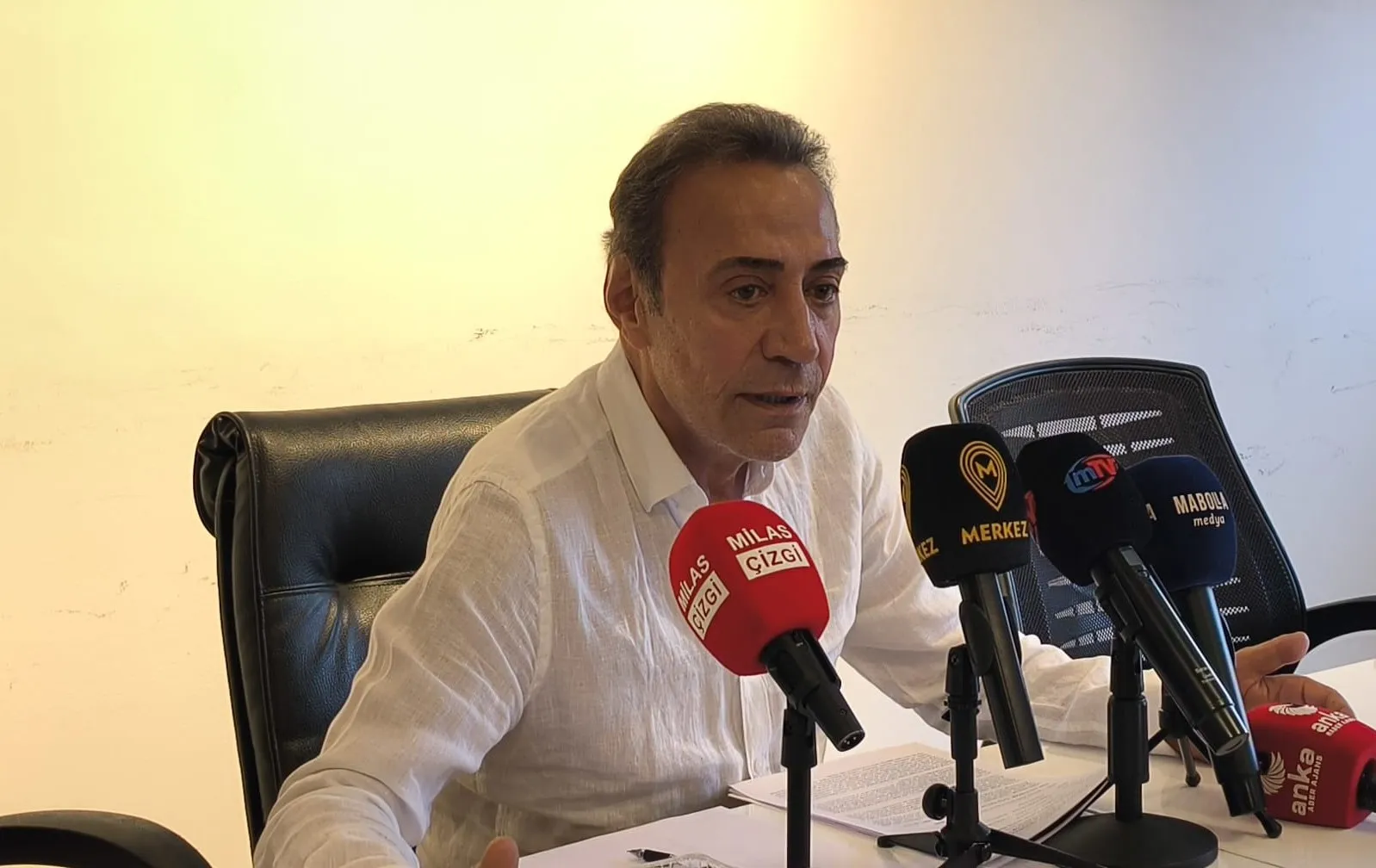 Berhan Şimşek'ten dikkat çeken veda: Hukuki süreç bitene kadar MYK'dan ayrıldı