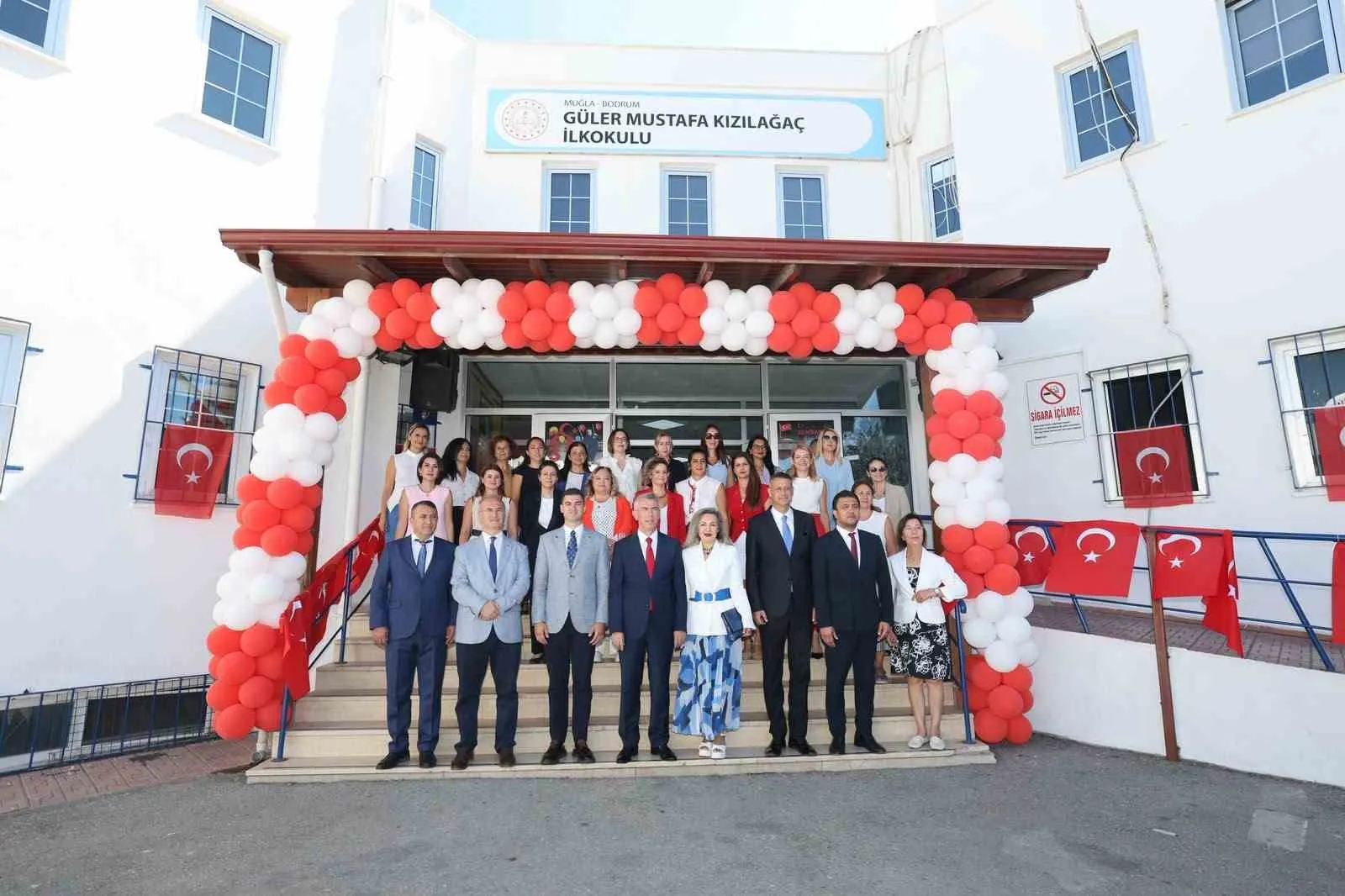 Bodrum’da eğitim maratonu başladı: İlk ders zili coşkuyla çaldı
