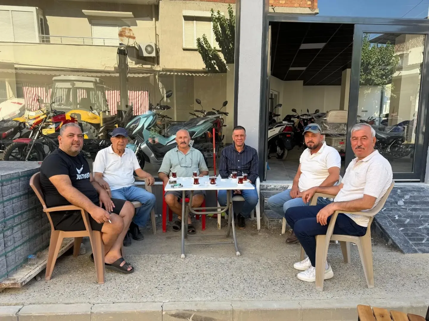 Yenipazar’da hummalı çalışma: Başkan Ercan’dan hem saha denetimi hem samimi sohbet