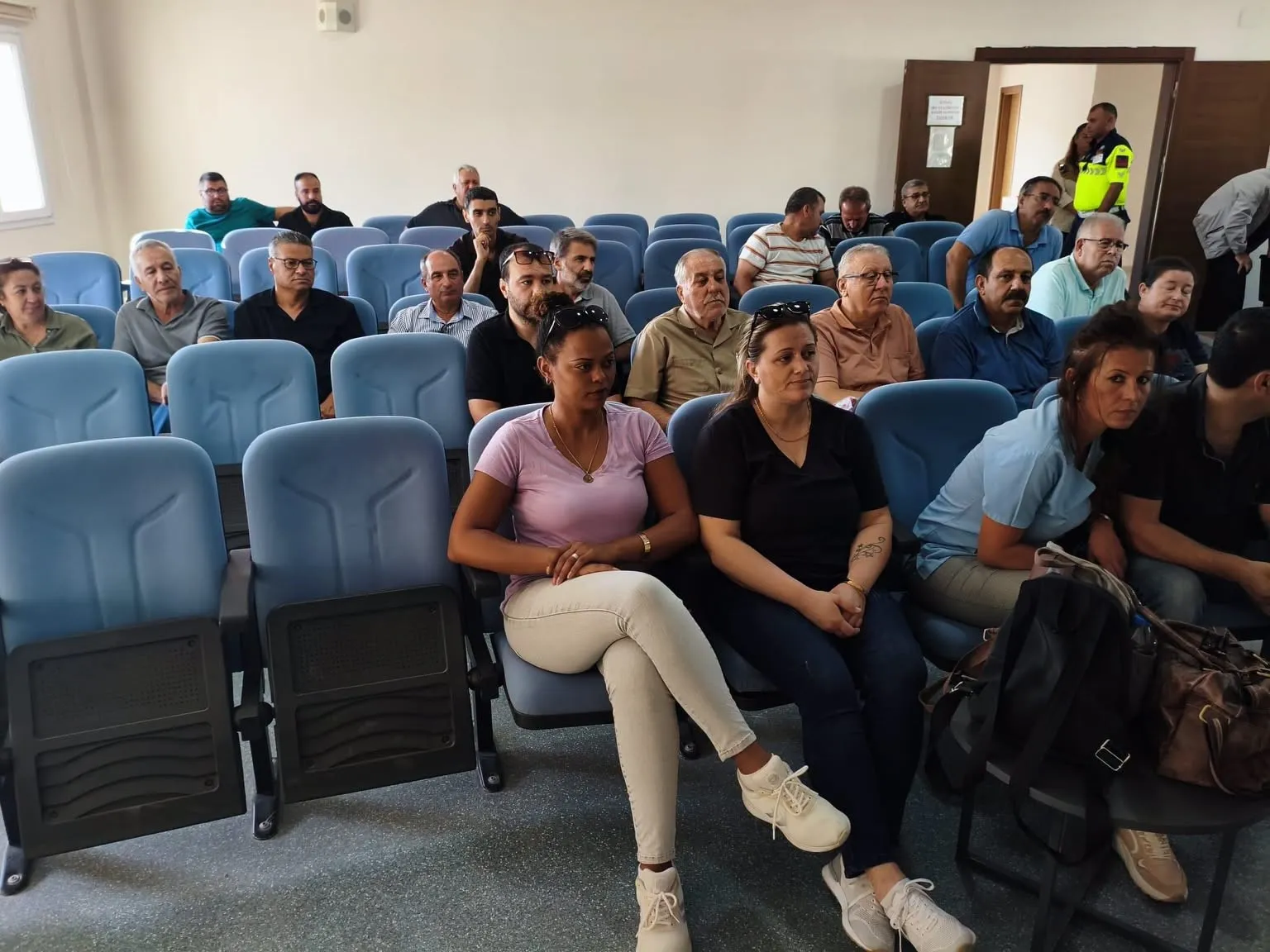 Söke’de servislerde güvenlik eğitimi: Öğrencilerin yolculuğu daha emniyetli olacak