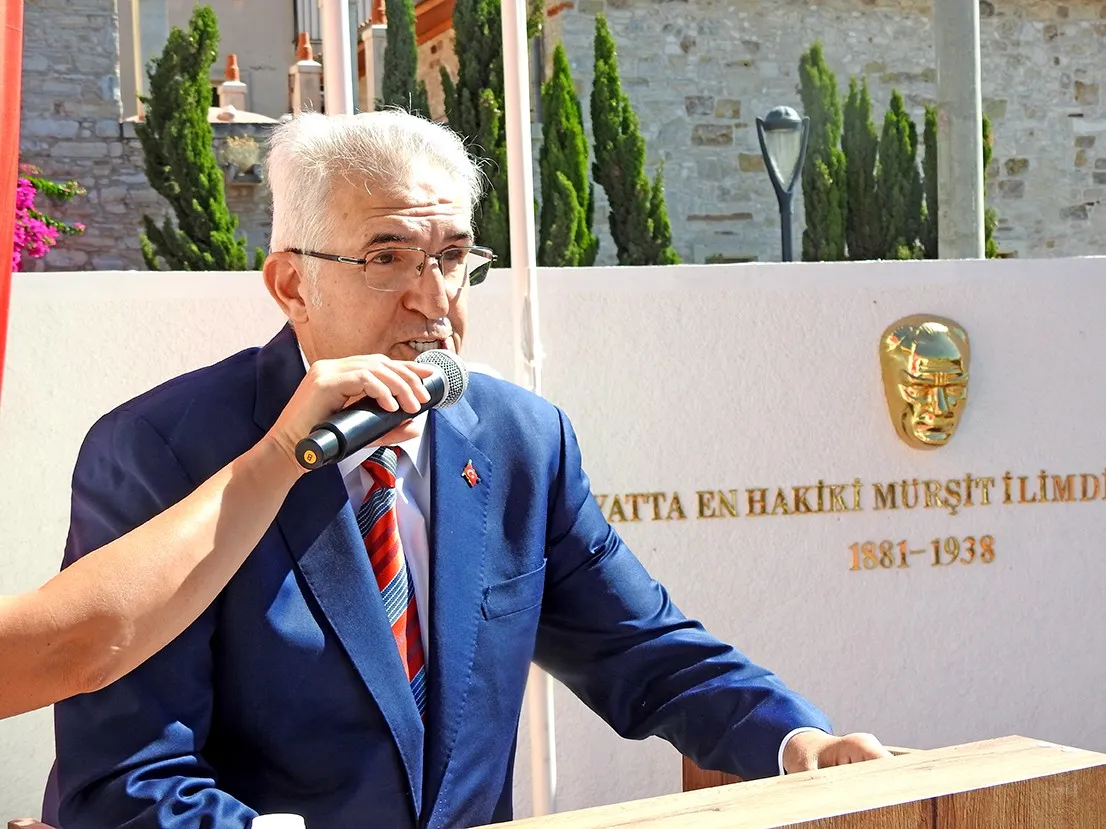 Çeşme’de nostalji ve gelecek bir arada: 16 Eylül İlkokulu’nda ilk ders zili çaldı