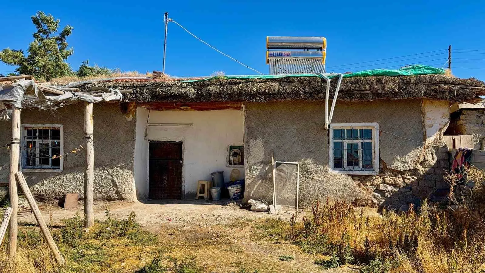 Bolvadin’de yılların çilesi bitti: Şiddet mağduru anneye devlet eli uzandı