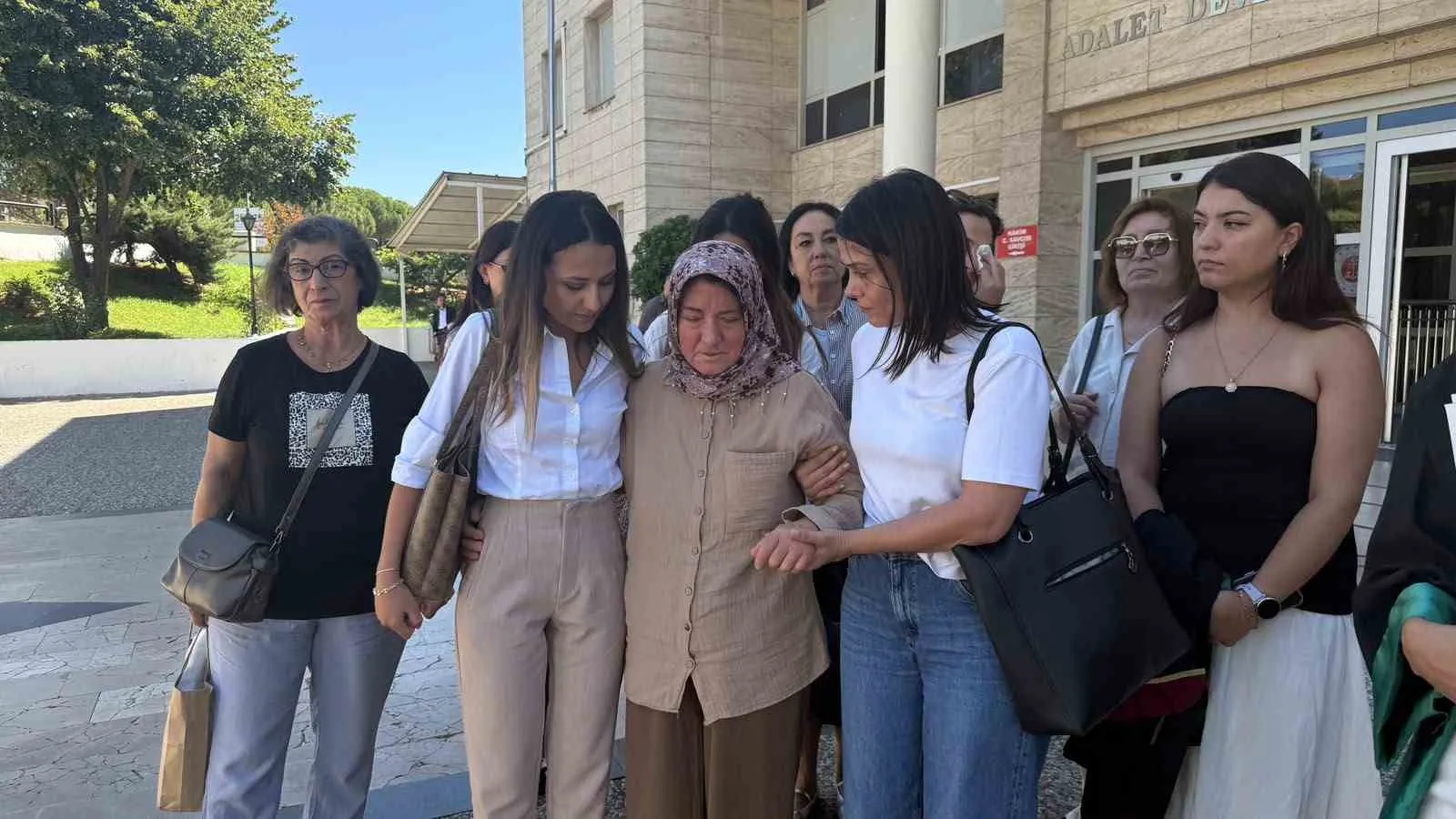 Muğla'daki cinayet davasında kan donduran savunma: "O benim dünyamdı" dedi, oğlu yalanladı