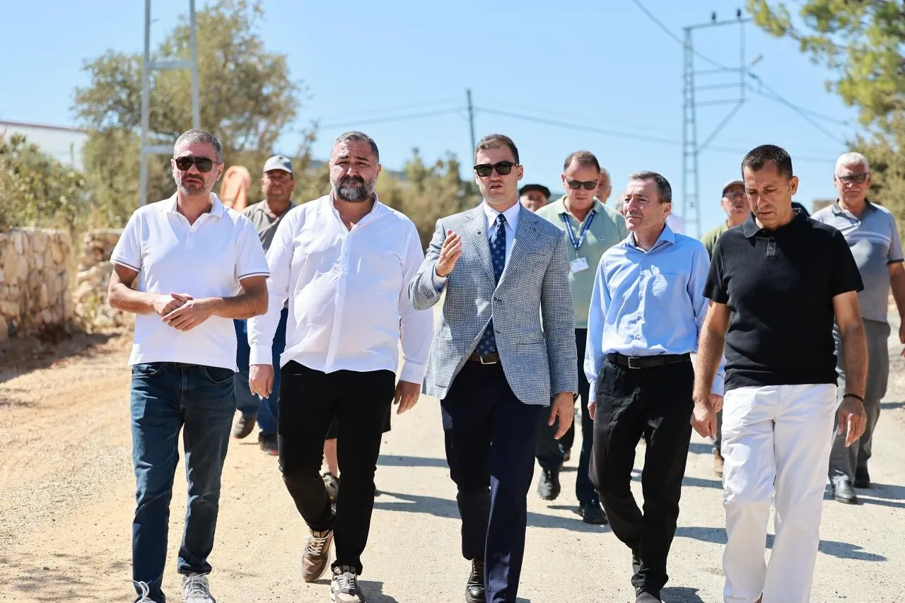 Bodrum'da ulaşım hamlesi: Çamlık'ta asfalt mesaisi hız kesmiyor