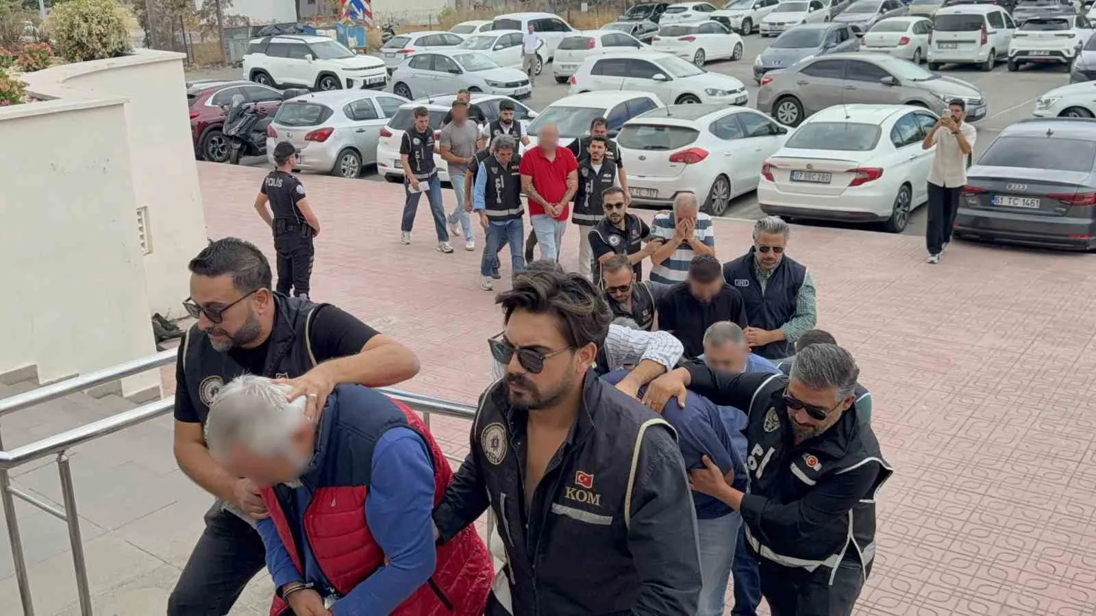 Bodrum'da tefecilik ağı çökertildi: 8 şüpheli hakim karşısına çıkıyor
