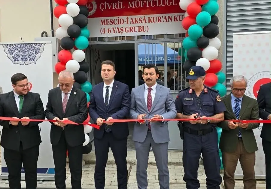 Minik öğrencilere manevi yuva: Çivril’de yeni eğitim merkezi dualarla hizmete girdi