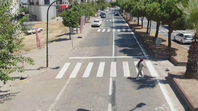 Güzelçamlı trafiğinde gözler gökyüzünde: İhlallere drone ile yakın takip