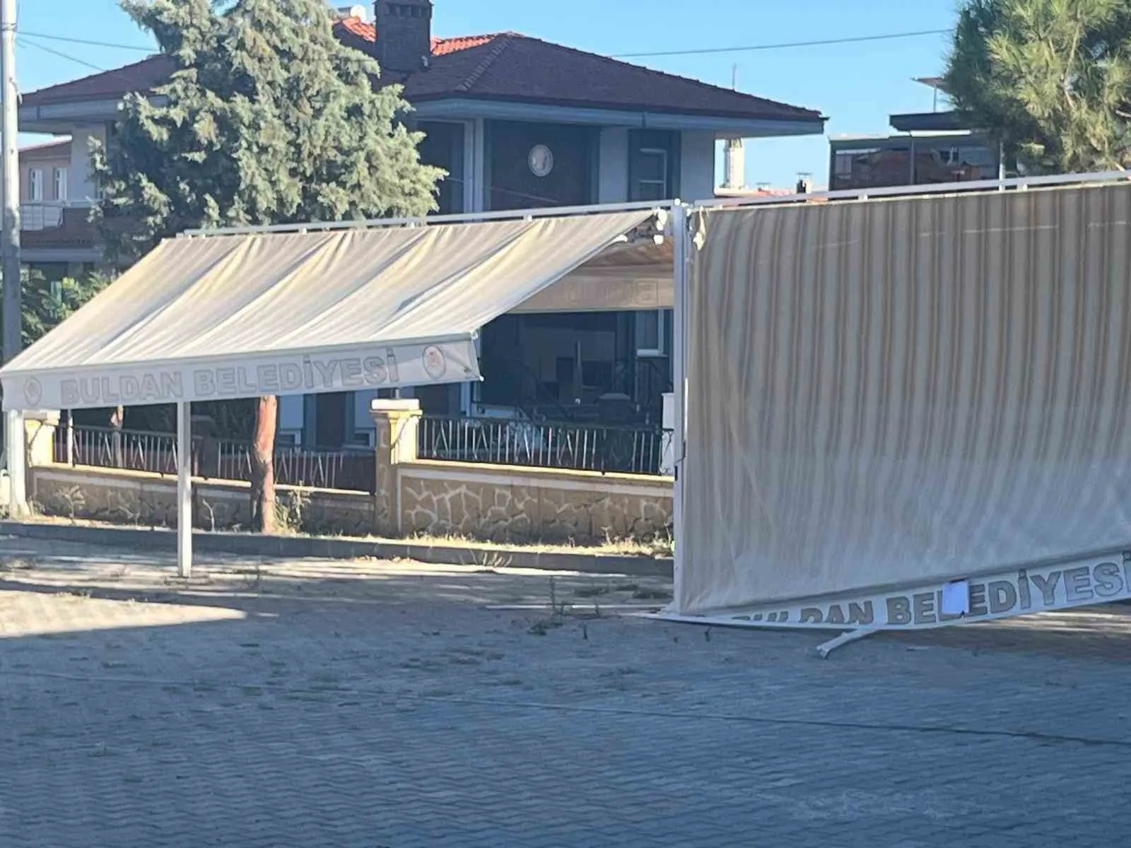 Gençlerin ders çalışma alanında korkutan manzara: Veliler yetkilileri göreve çağırdı