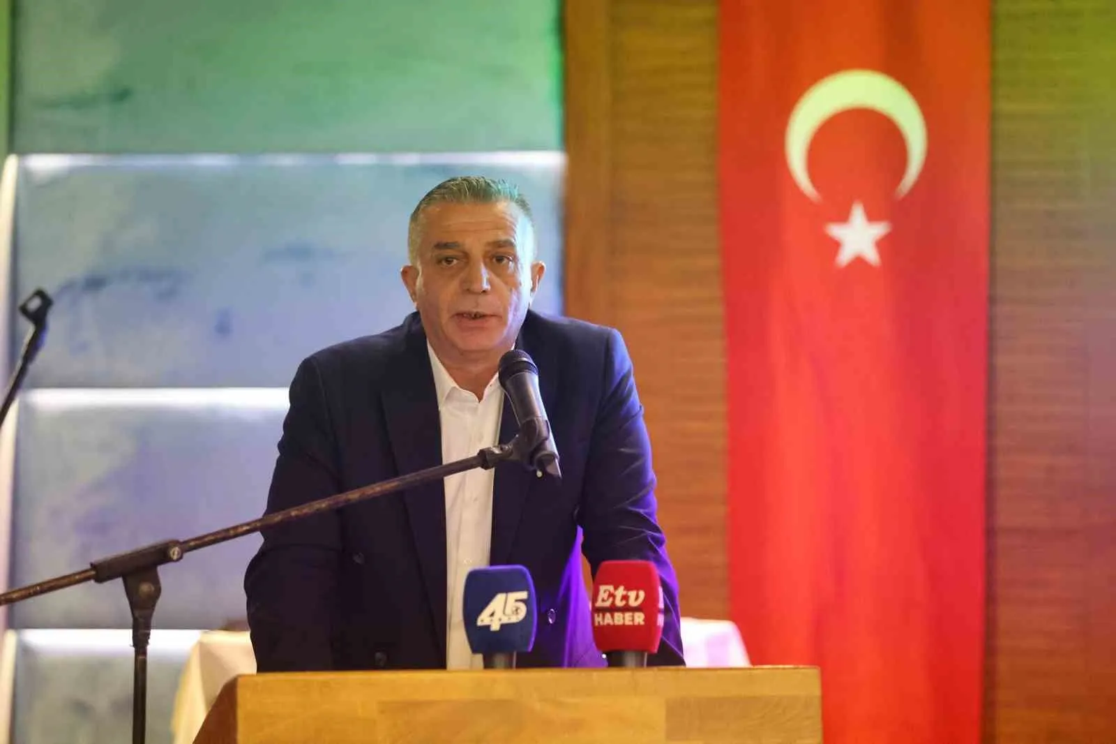 Manisa’da üzümün kaderi değişiyor: Üreticiyi toprağa bağlayacak stratejik hamleler