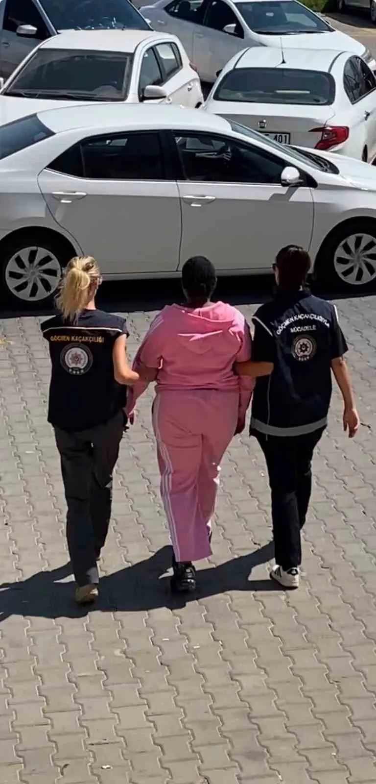 Efeler'deki kaçakçılık şebekesine emniyetten ağır darbe: Organizatör tutuklandı