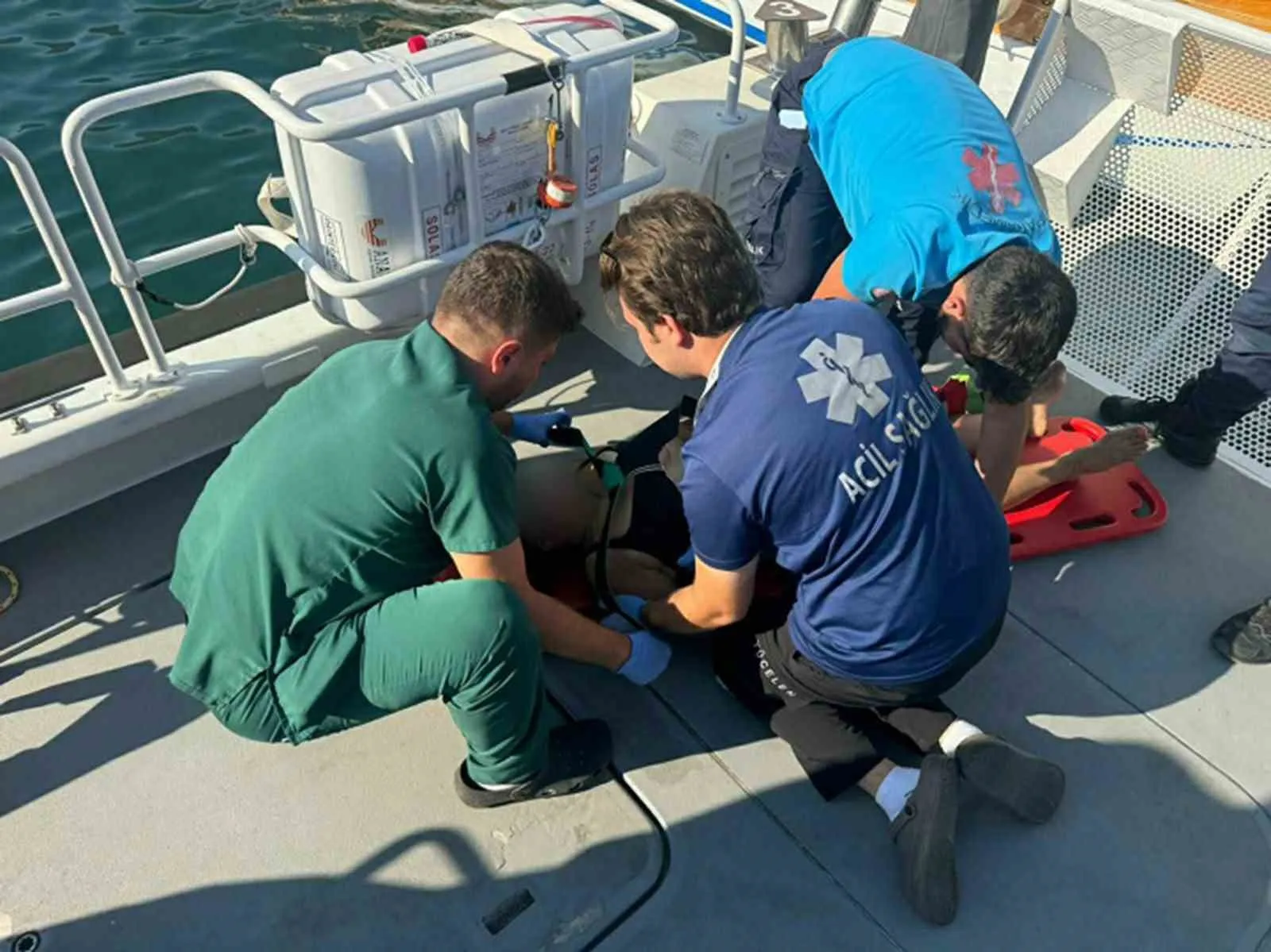 Marmaris açıklarında iki ayrı acil durum: Sahil Güvenlik zamanla yarıştı