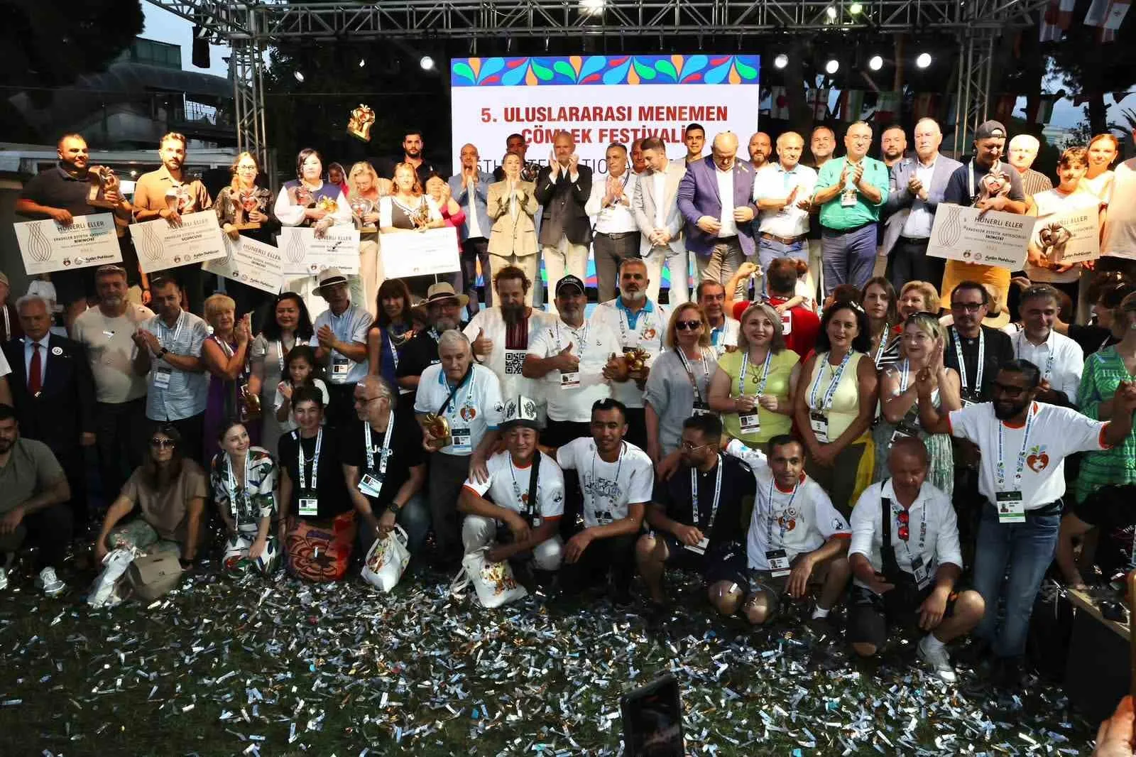 Toprağın ustalığı Menemen’de taçlandı: 45 ülkenin buluşması unutulmaz bir finalle noktalandı