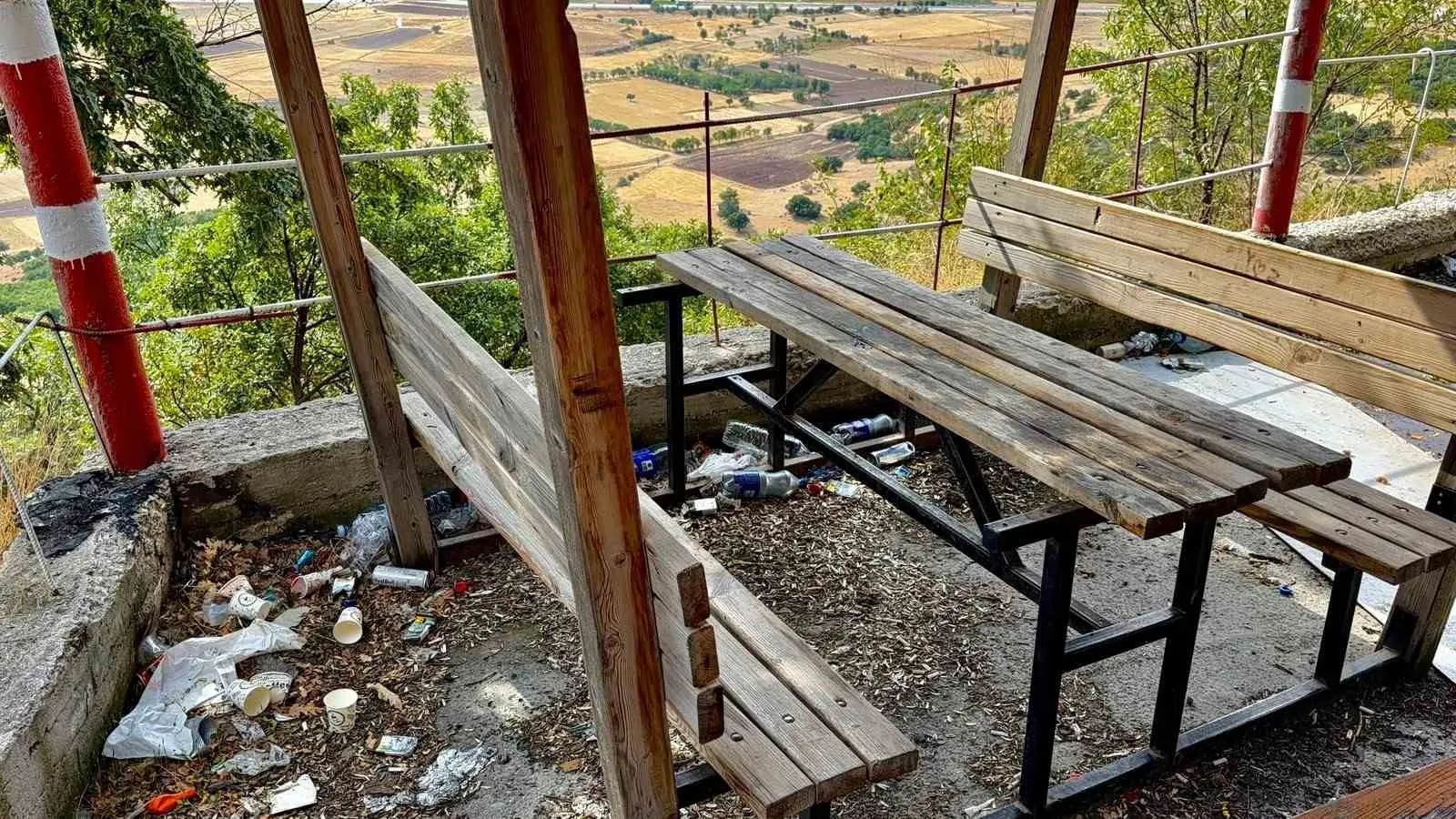 Doğanın kalbine büyük ihanet: Damlalı Dede Mesire Alanı kaderine terk edildi