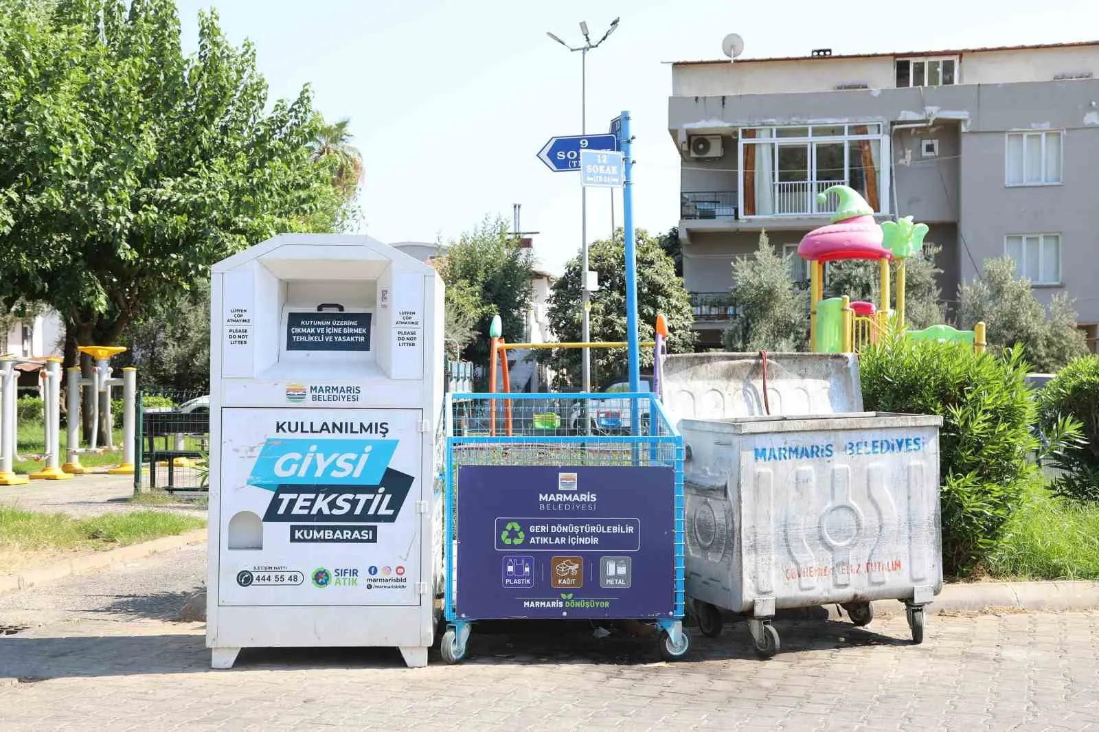 Marmaris’te geri dönüşüm seferberliği: Mavi konteynerler sokaklara indi