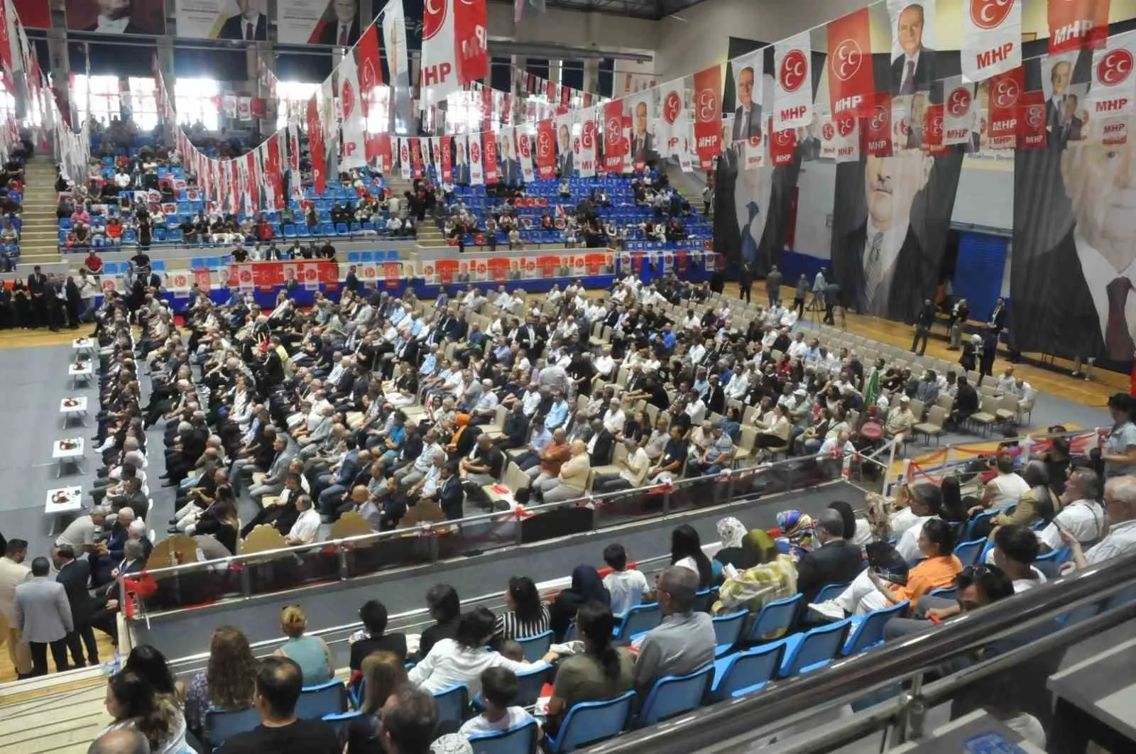 MHP Aydın’da Cihangiroğlu dönemi: Hedefimiz teşkilatı zirveye taşımak