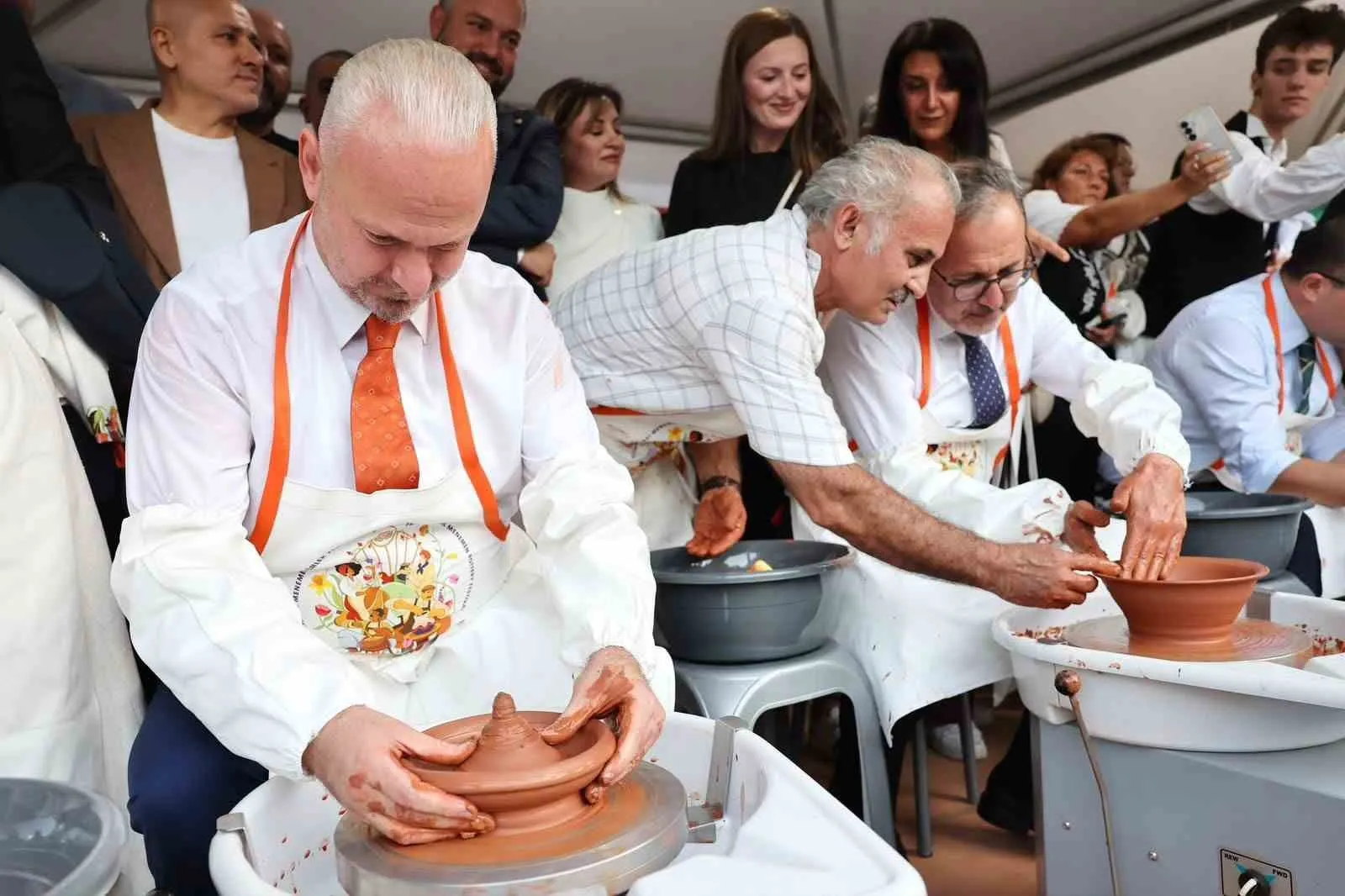 Menemen toprağı dünya sahnesinde: 45 ülkeden gelen sanatçılarla dev buluşma