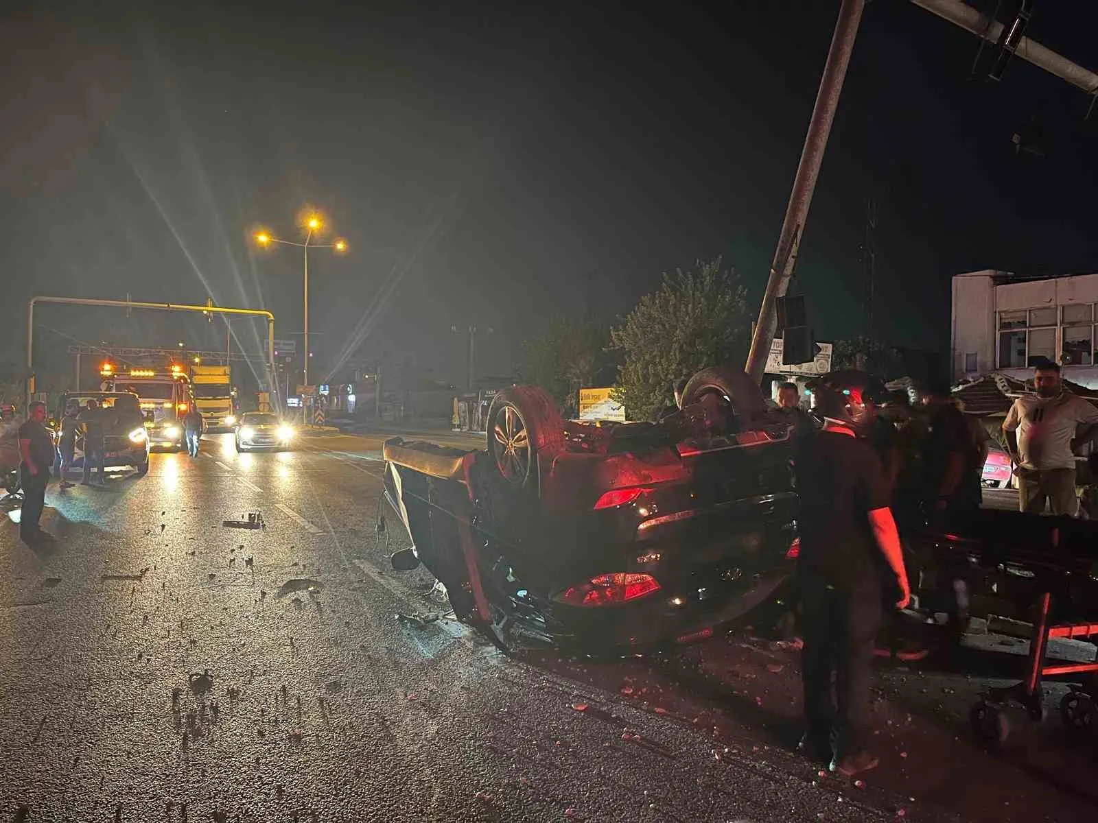Nazilli’de gece yarısı dehşeti: Motosikletten kaçarken direğe çarptı