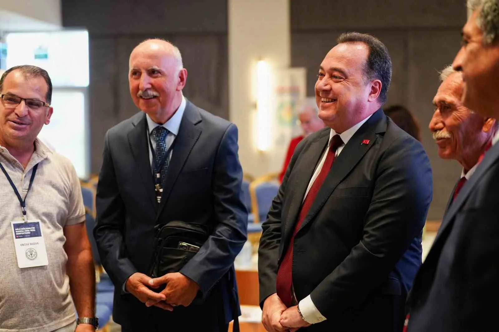 Manisa’nın 30 yıllık kaderi bu sempozyumda masaya yatırıldı